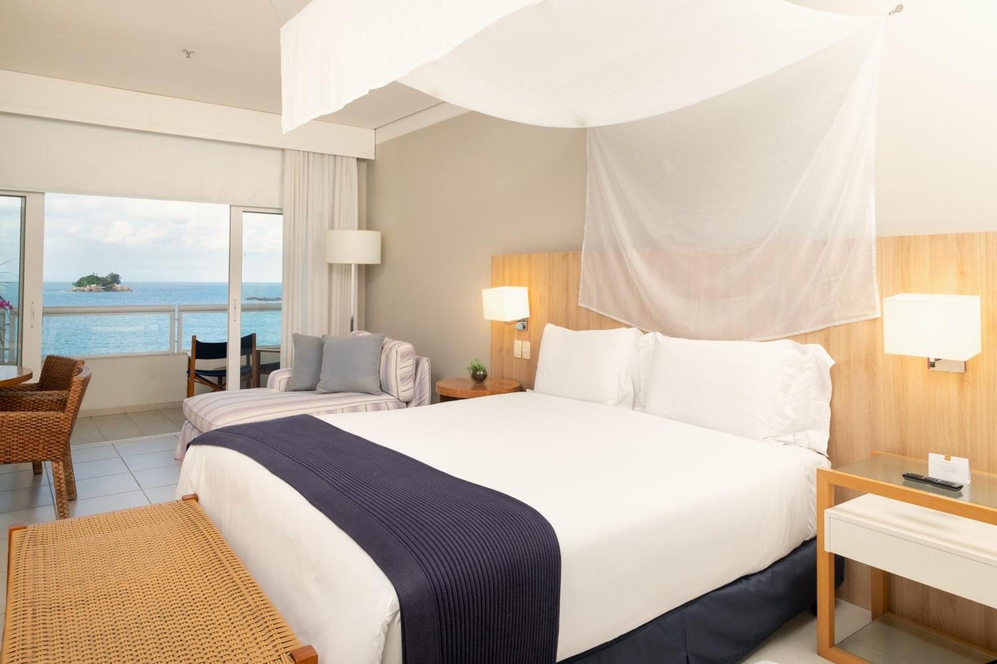 Quarto Deluxe com Cama de Casal e Varanda Vista mar,1765814494:JPEG