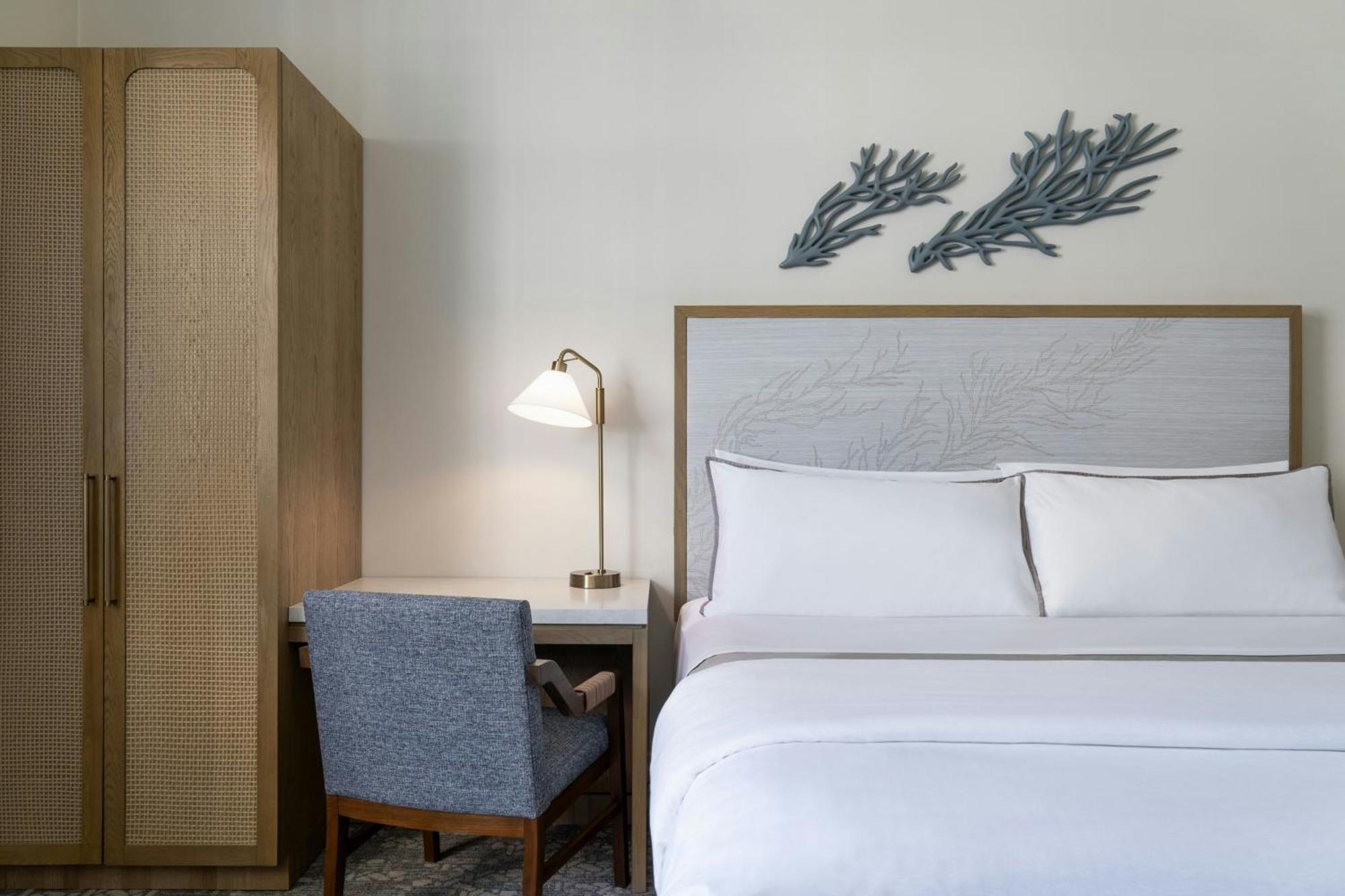 Historic Banyan Room Guest room City view