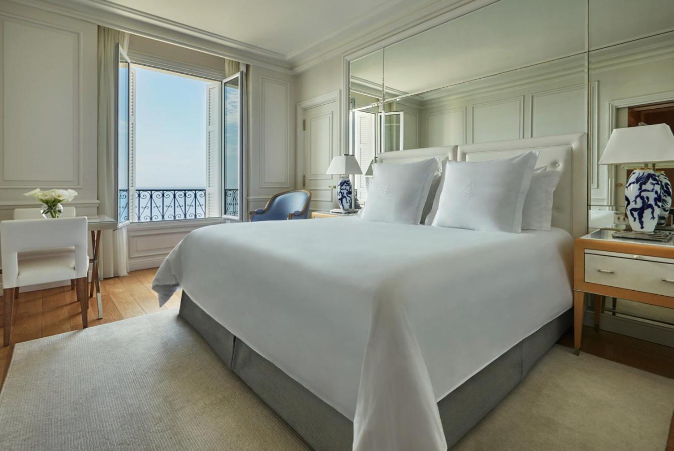 Palace Sea View Room King bed,1742757204:JPEG