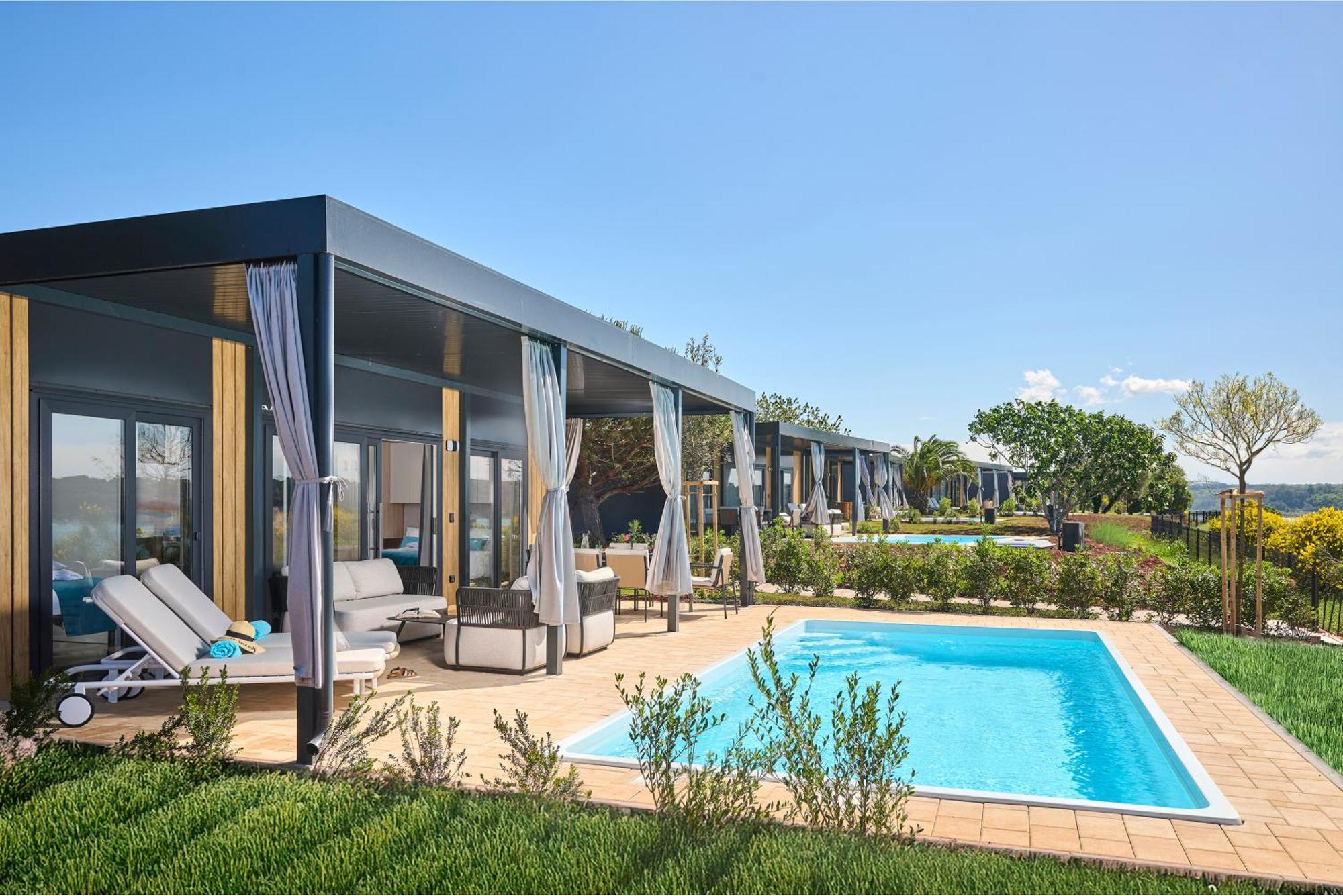 Luxury Sea View Holiday Home private pool