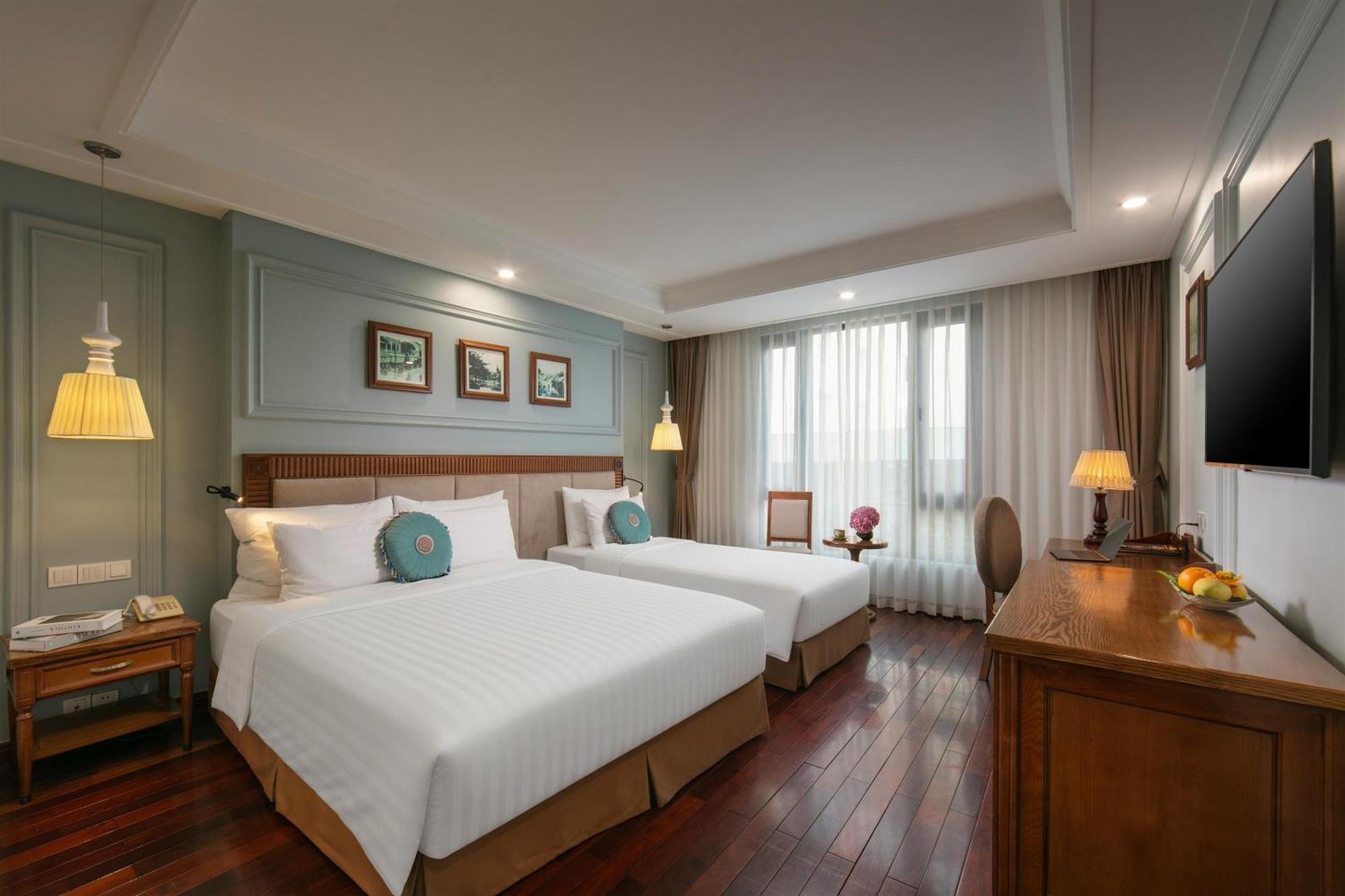 Triple Room City View