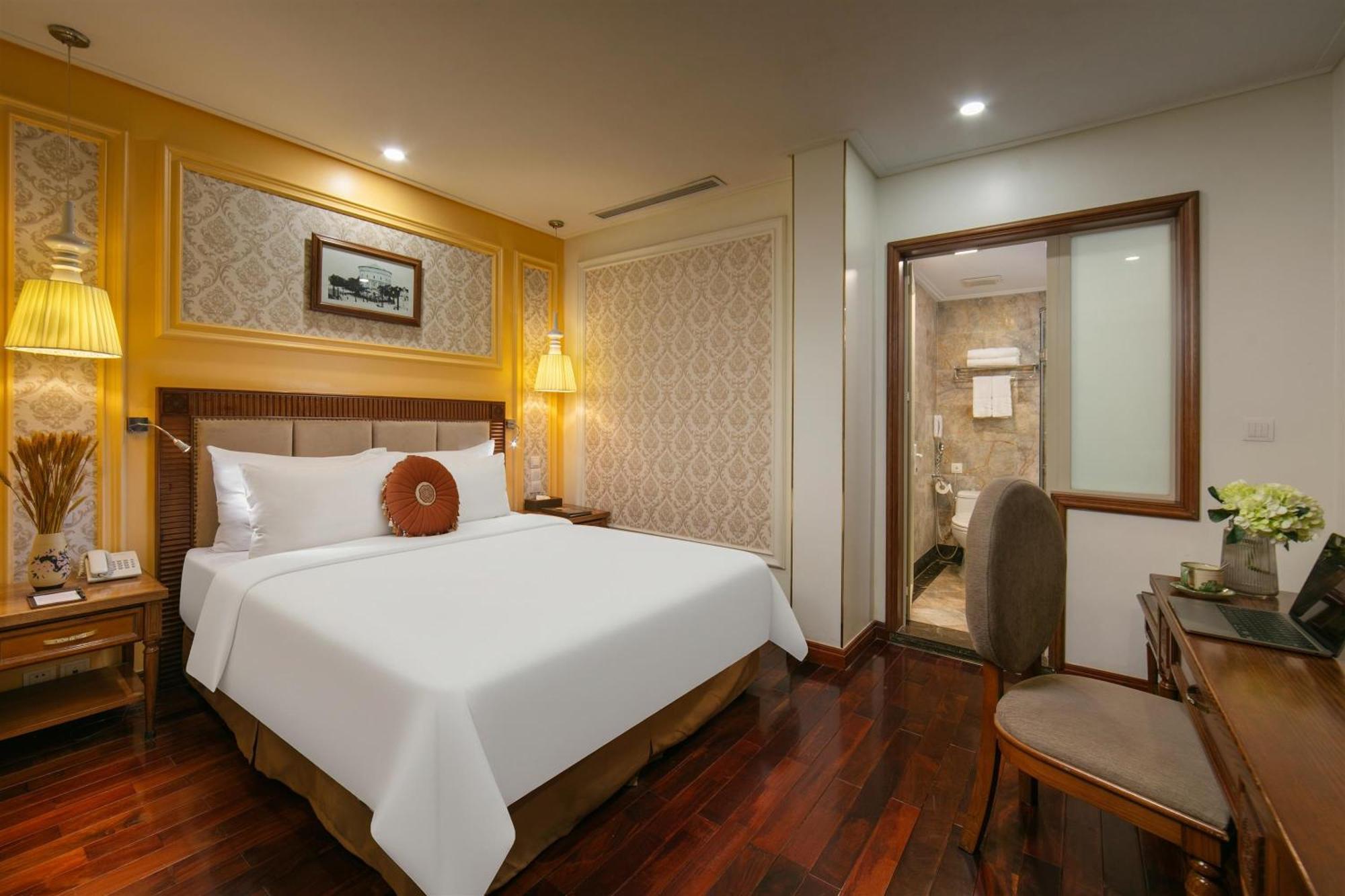 Romance Classic Room