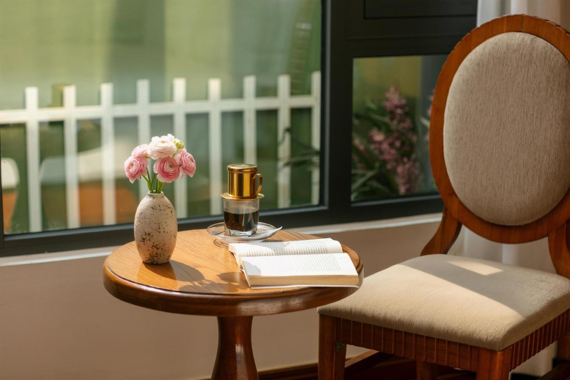 Deluxe Window Room