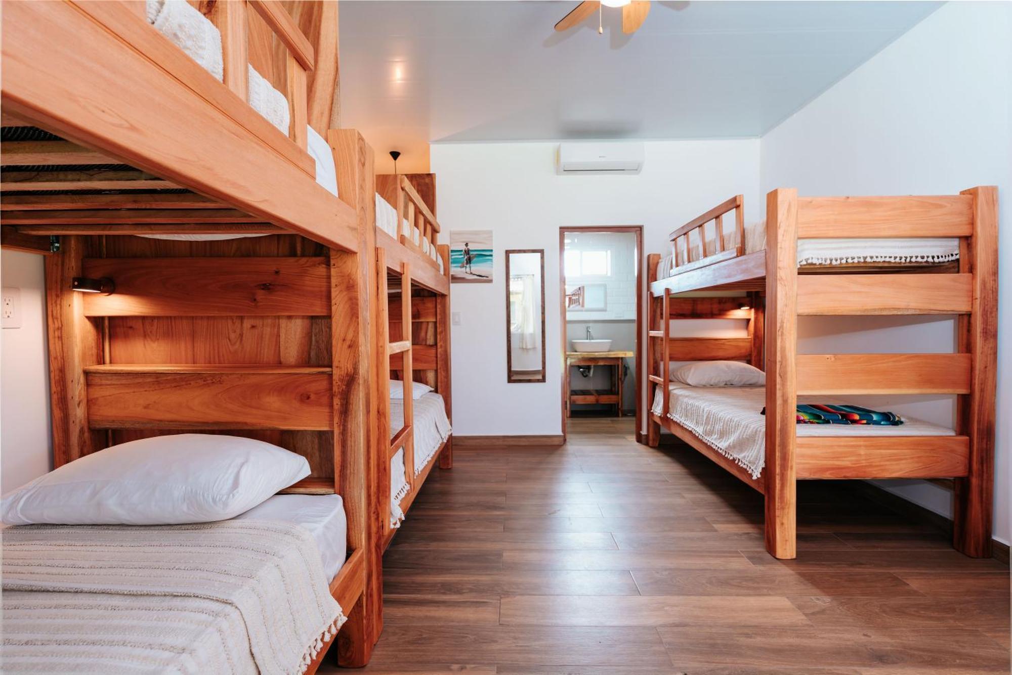 Bed in 6-Bed Mixed Dormitory Room
