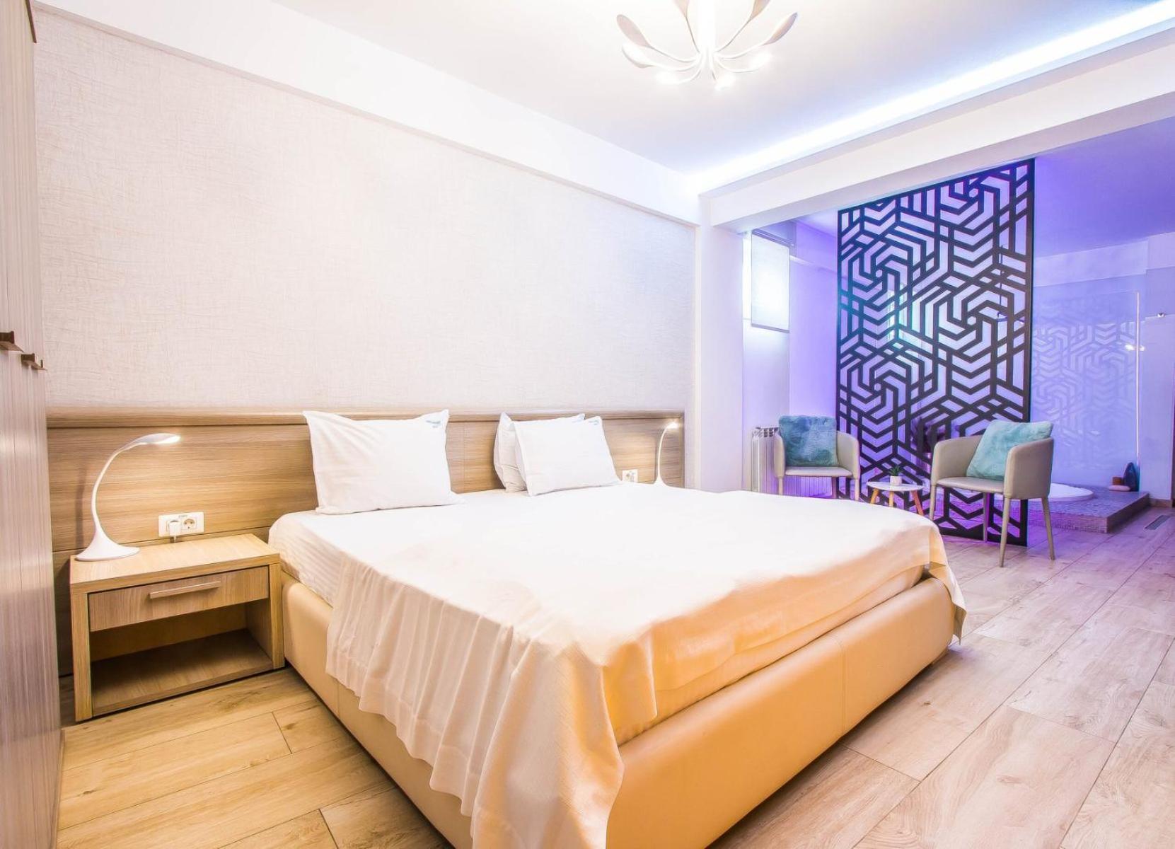 Jacuzzi Suite