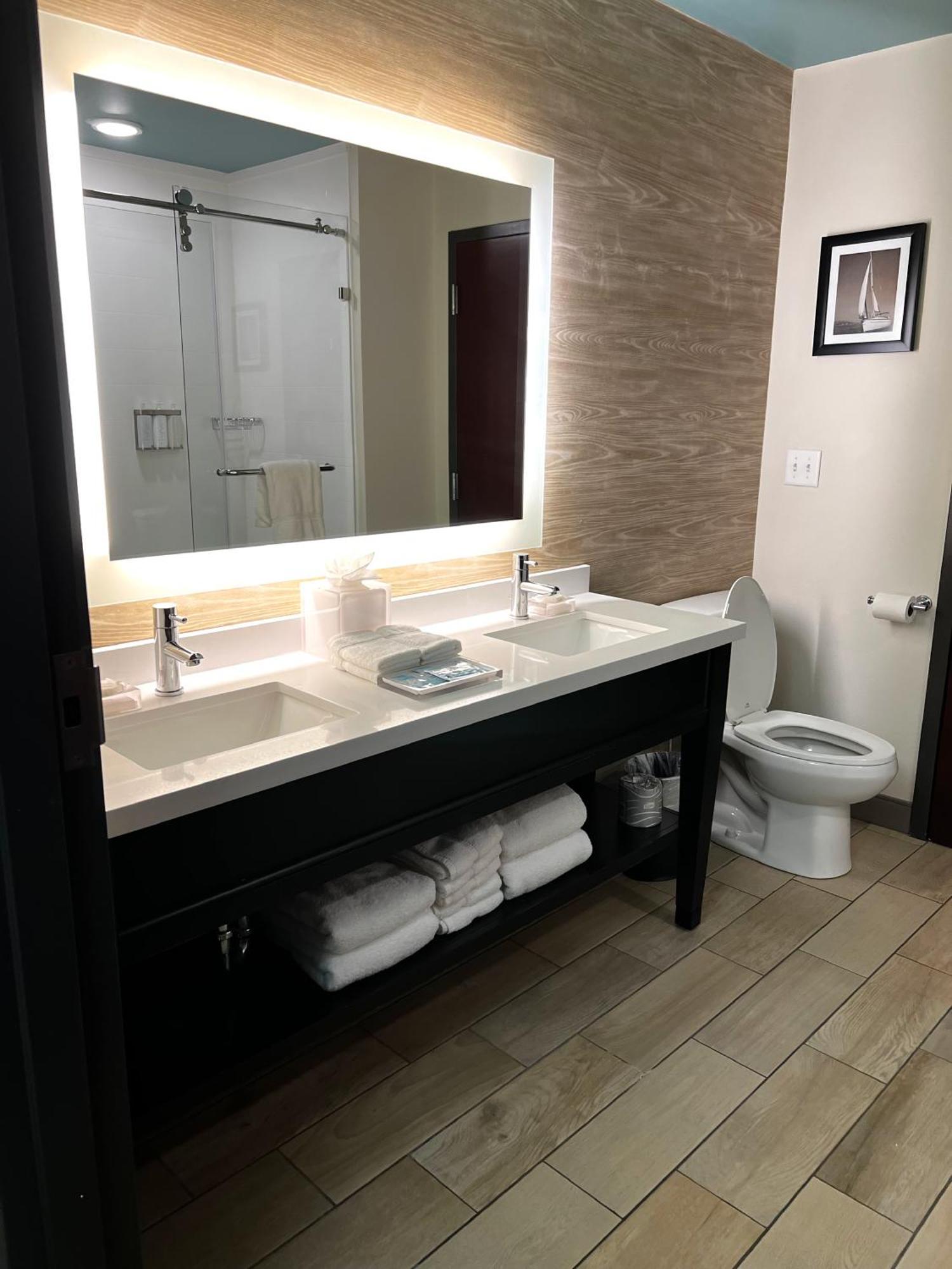 Two-Bedroom Suite