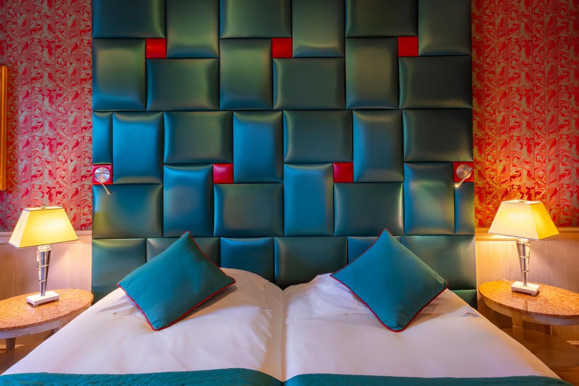 Chambre Double ou Lits Jumeaux Deluxe - Côté Lac ou Piscine