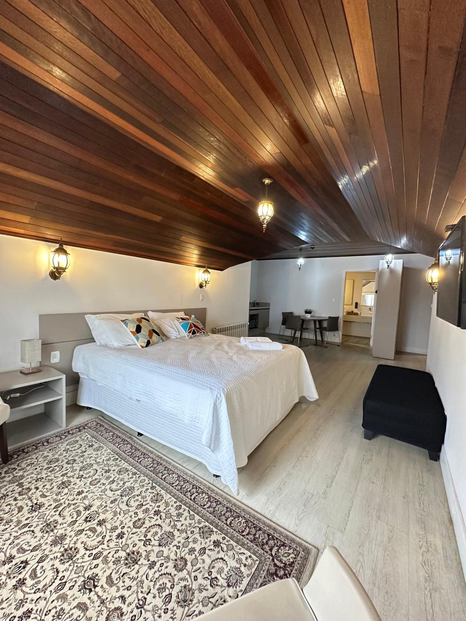 Quarto Família Superior