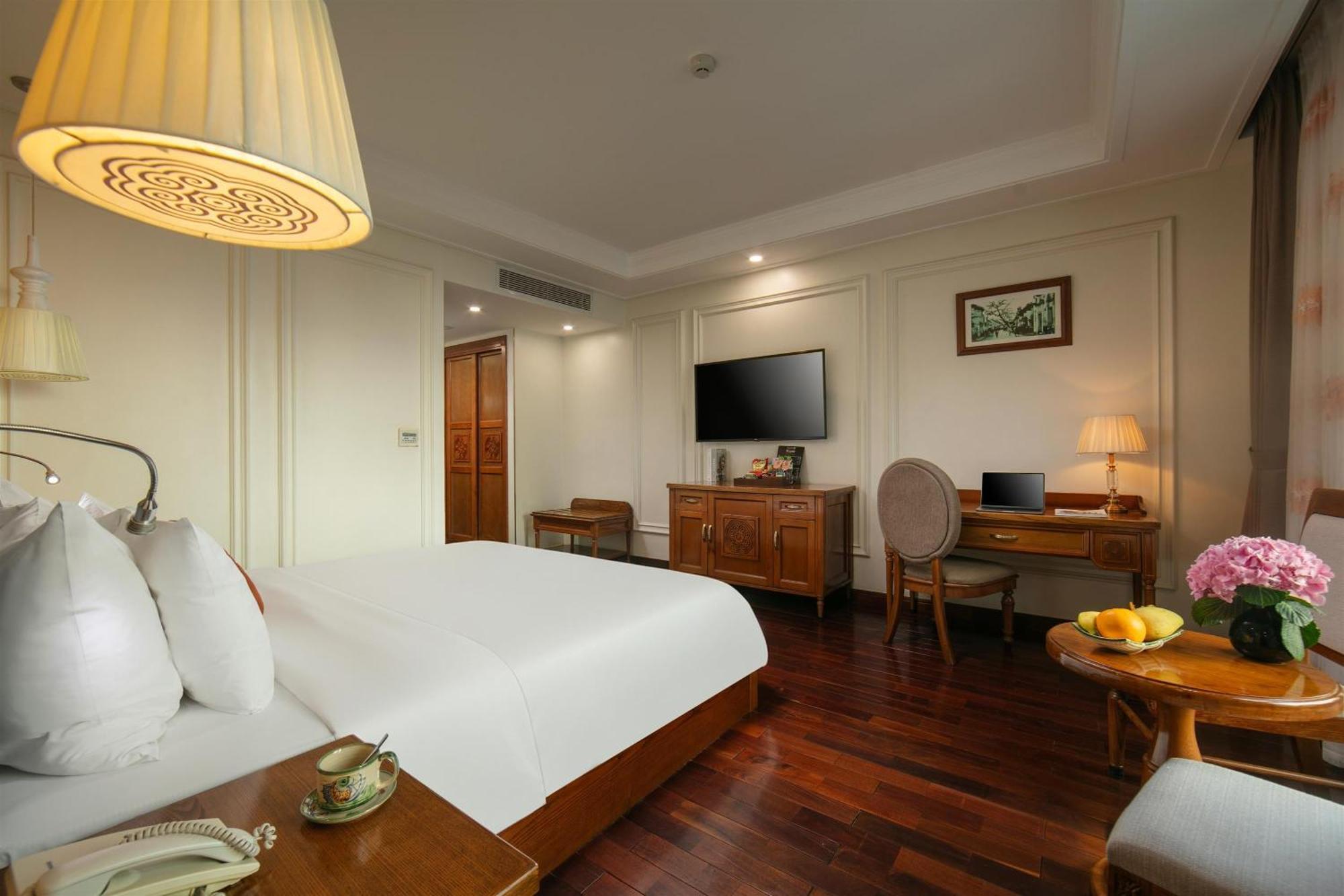 Executive City View Room