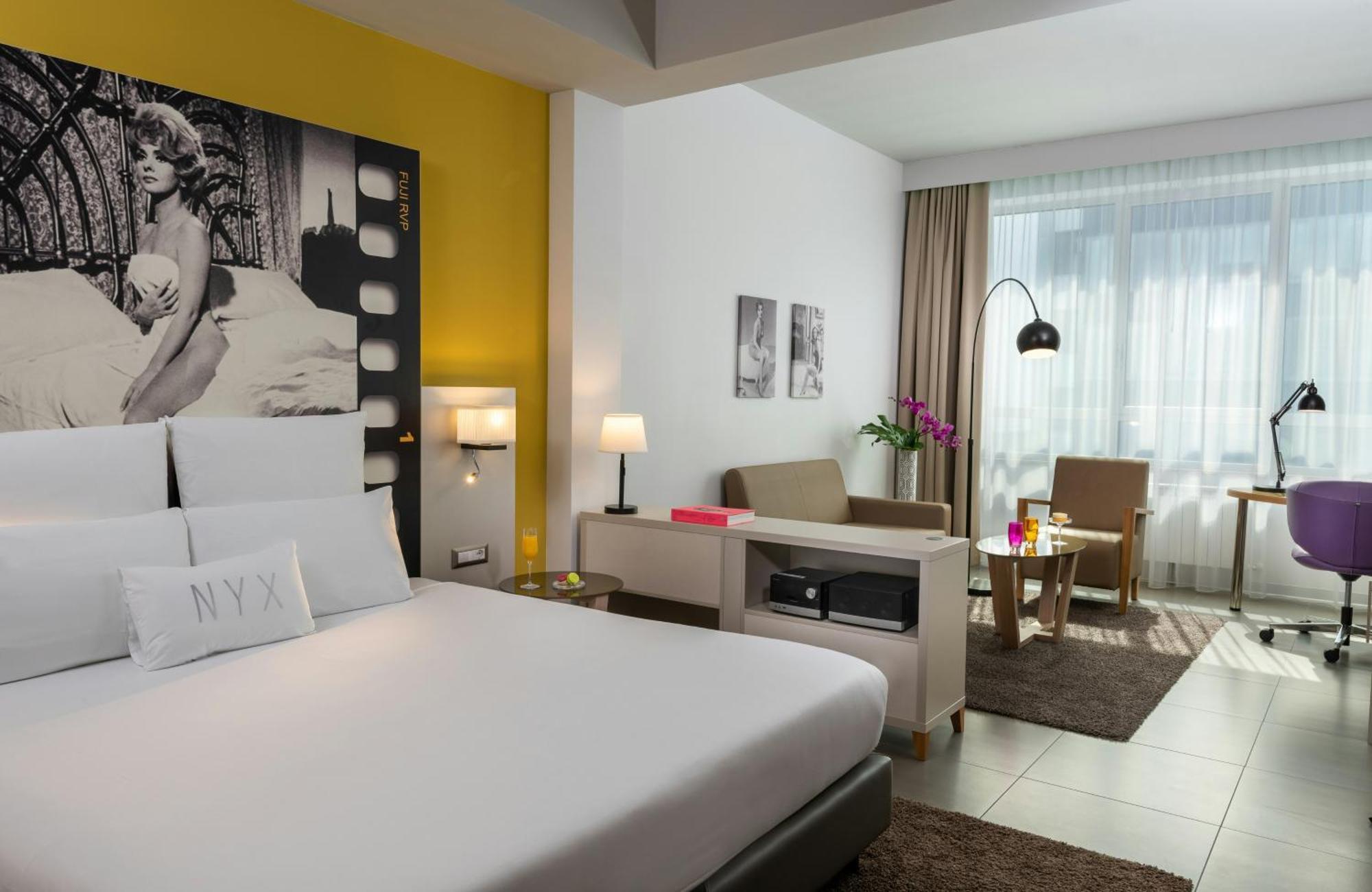 Junior Suite,1747062295:JPEG
