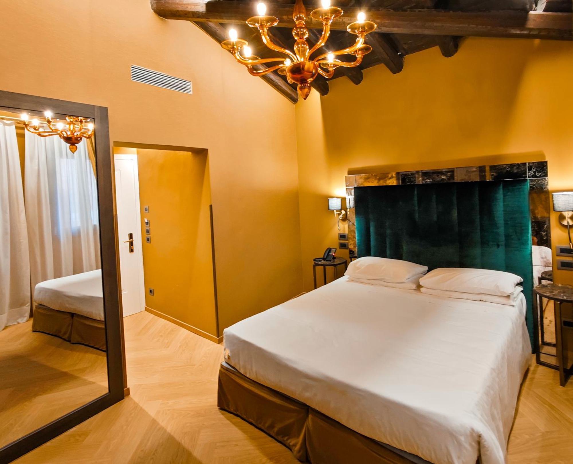 Classic Double or Twin Room