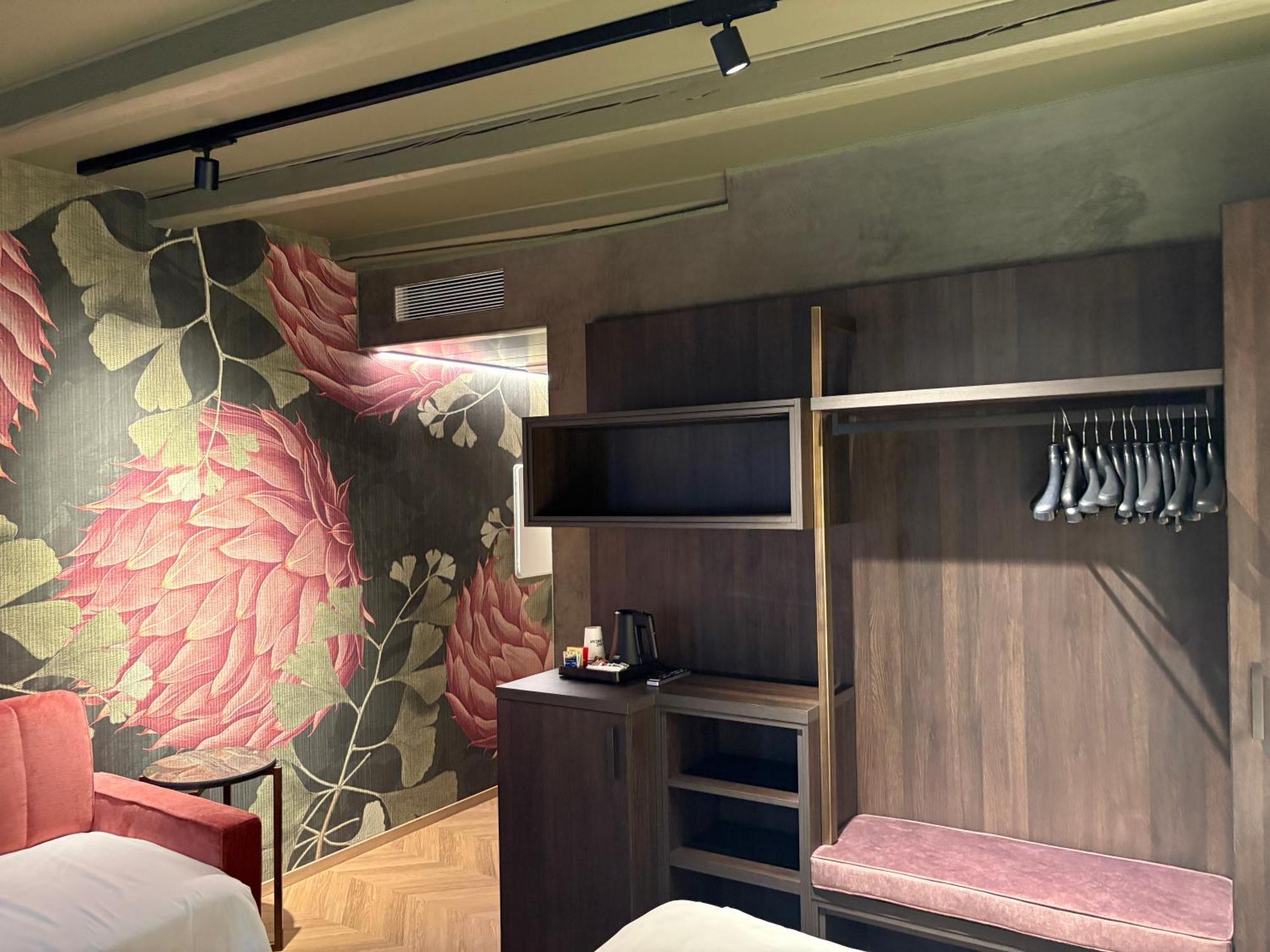 Superior Double Room Extra Bed