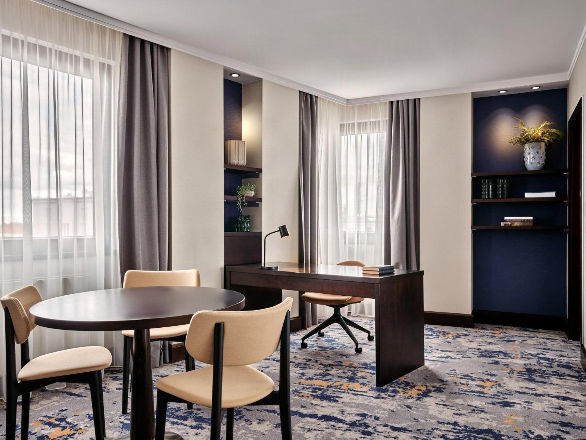 Suite Business con Zona Giorno e Pranzo