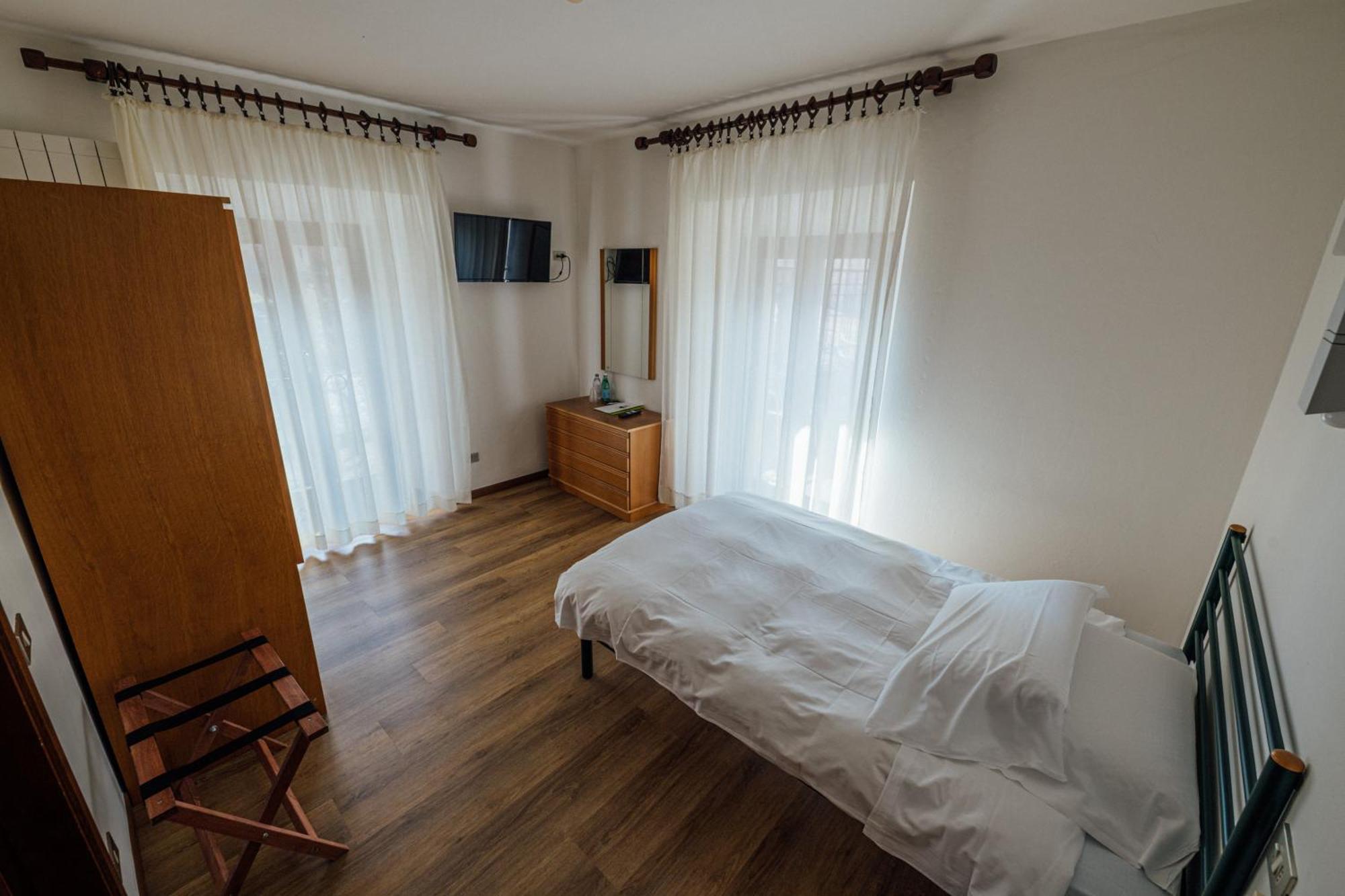 Economy Single Room