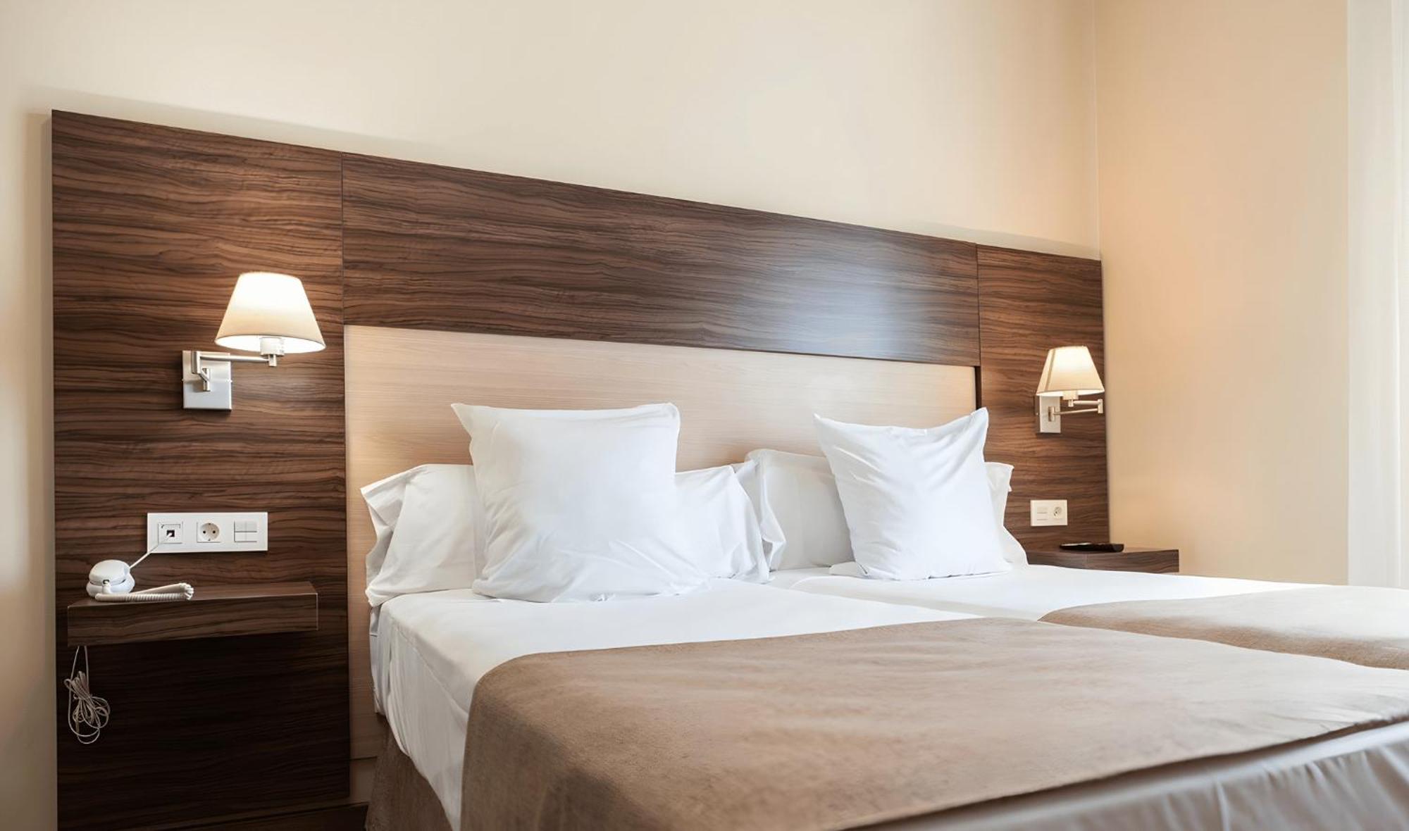 Double or Twin Room,1758529570:JPEG