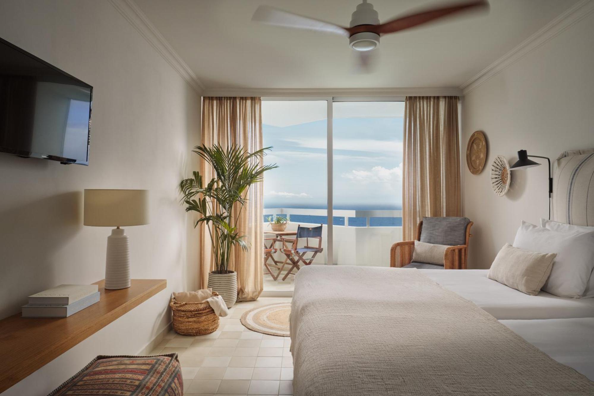 Double Room Sea View,1758536856:JPEG