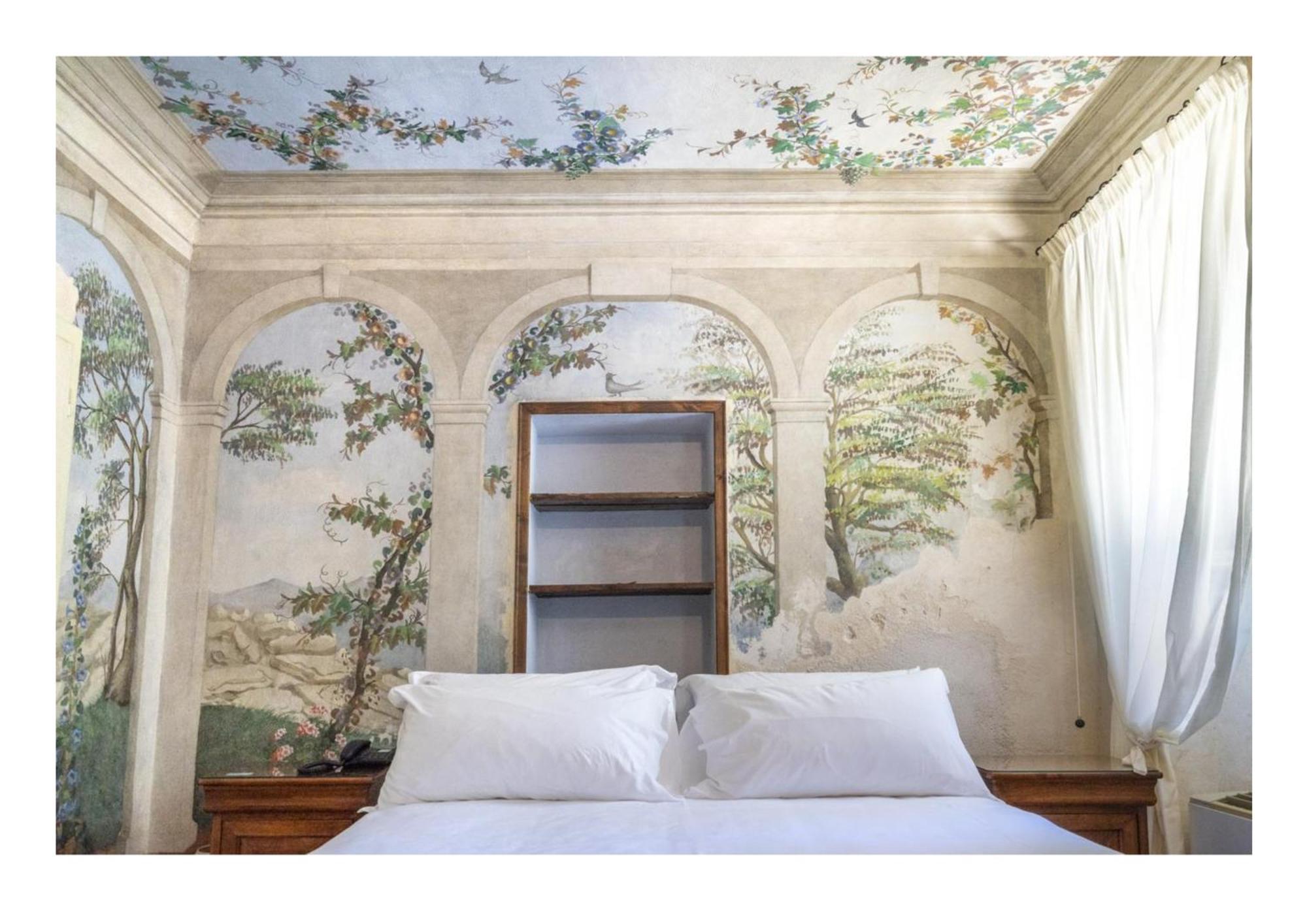 Double or Twin Room Garden View
