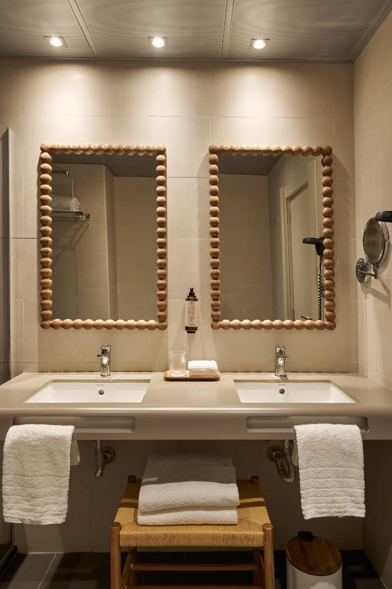 Essential Double Room