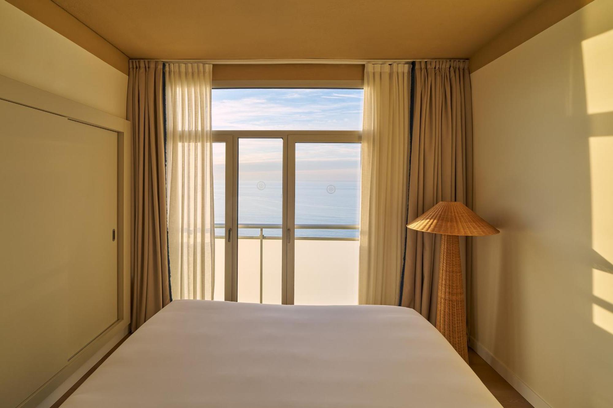 Riviera Suite