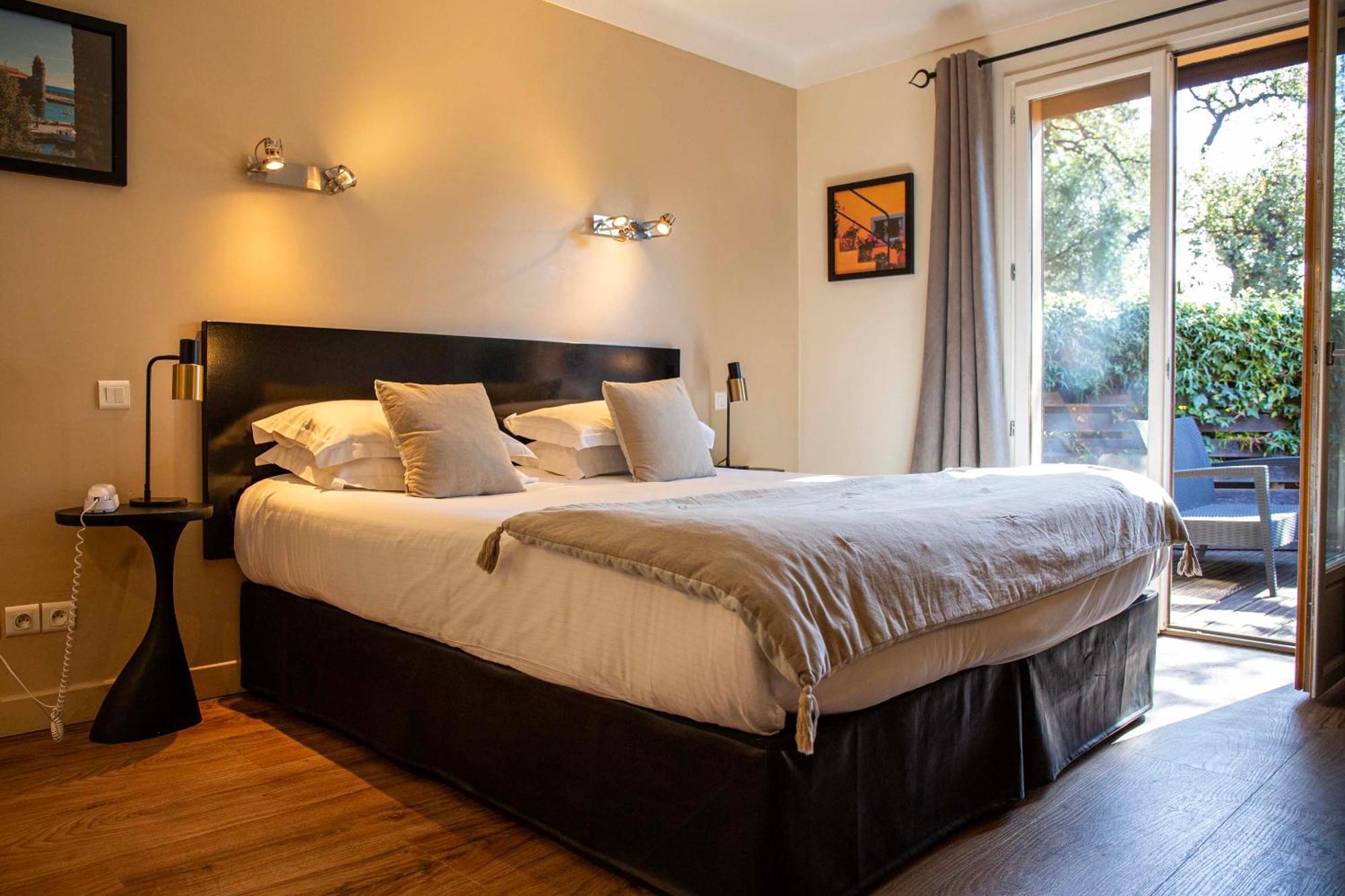Large Room Terrace