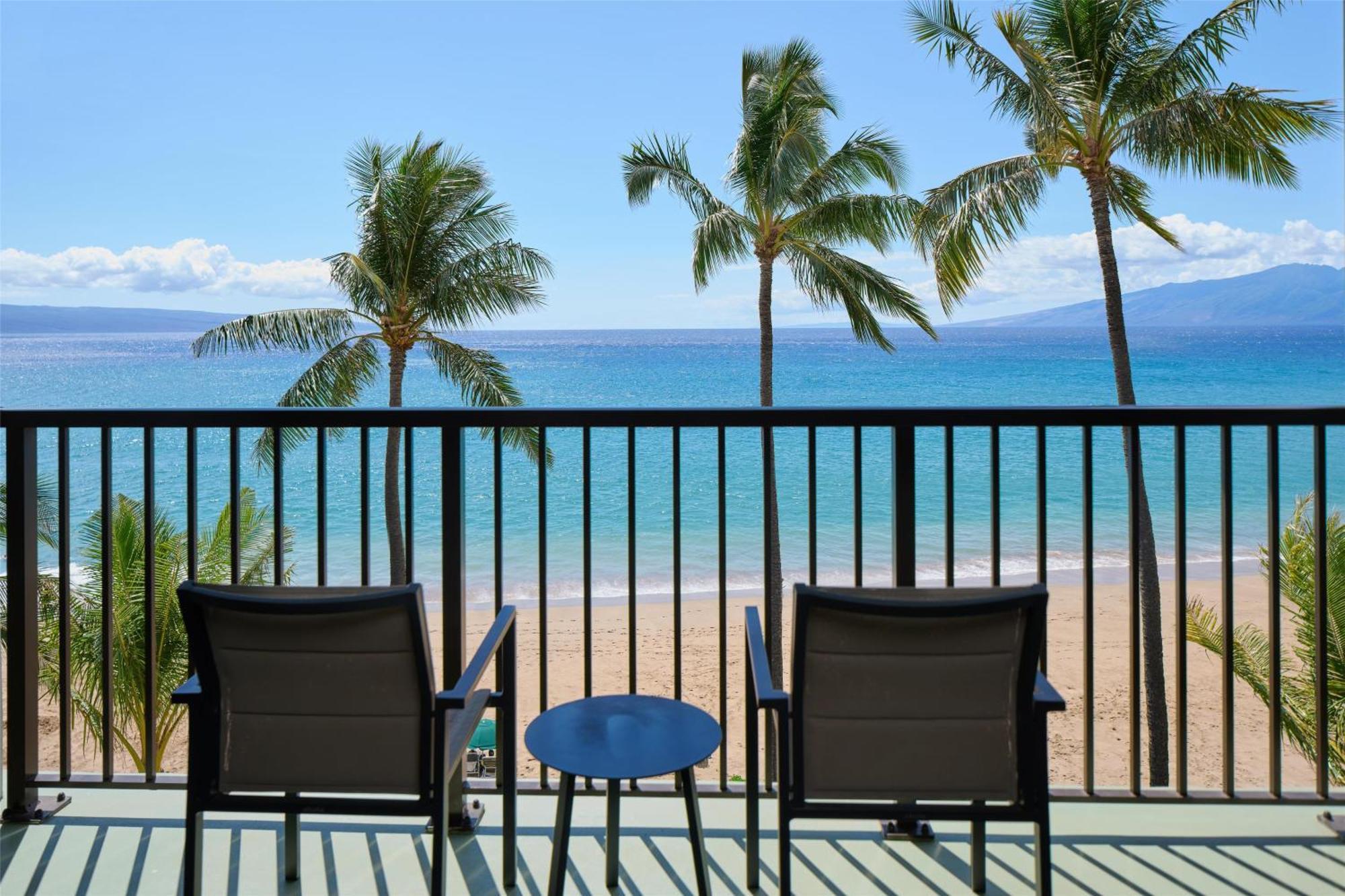 Accessible Premium Oceanfront 1 King Bed