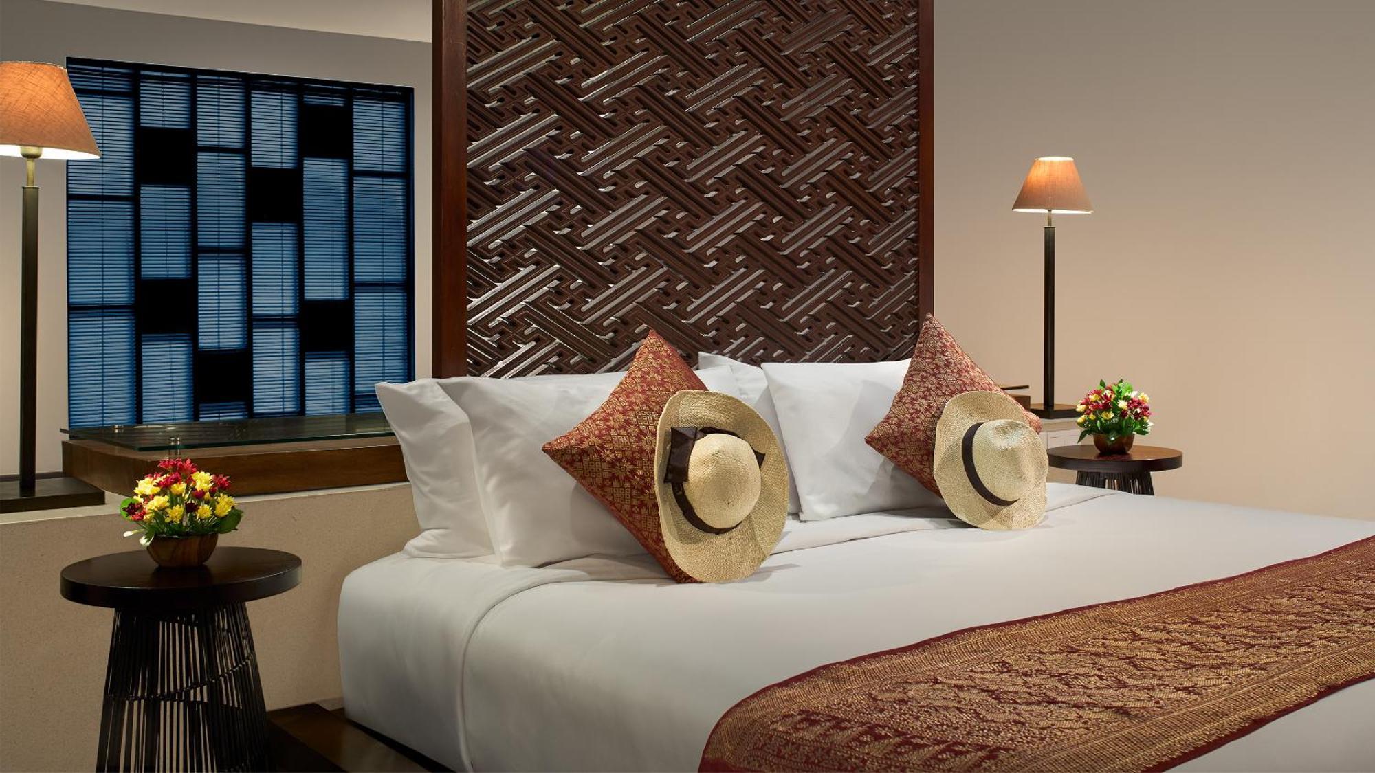 Honeymoon Ocean Front Suite - Free Benefit