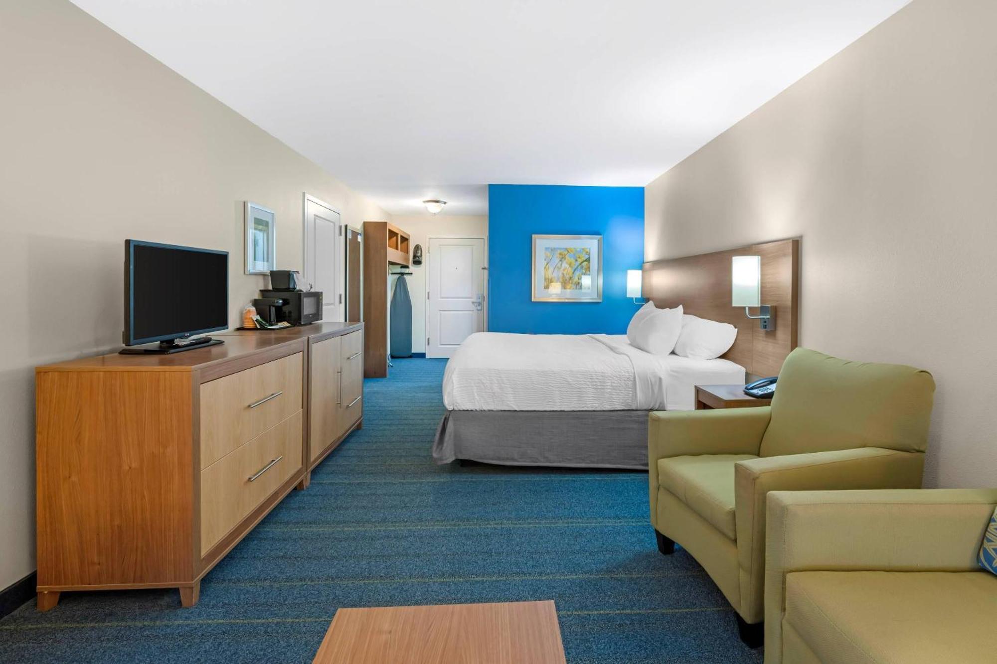 King Suite with Sofa Bed - Non Smoking