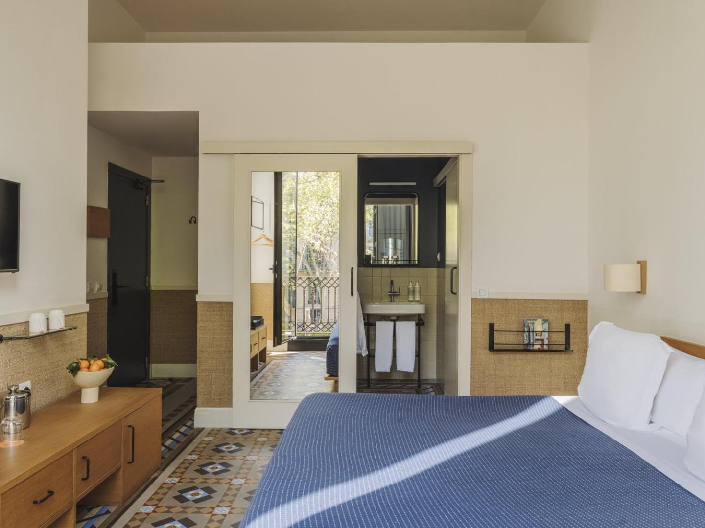 Double Room Street View,1769884614:JPEG