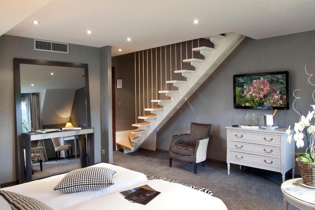 Duplex Suite,1566992744:JPEG