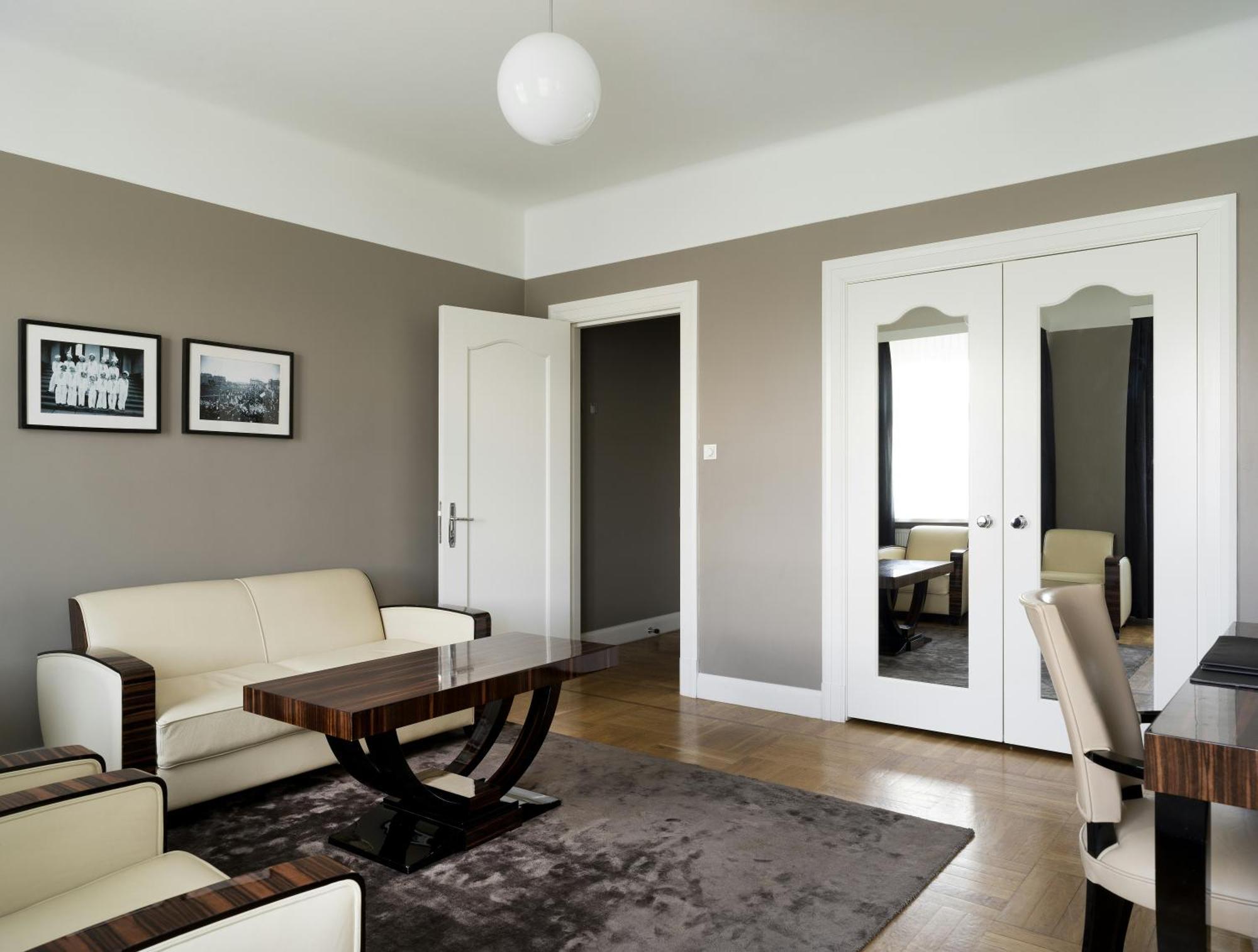 Suite