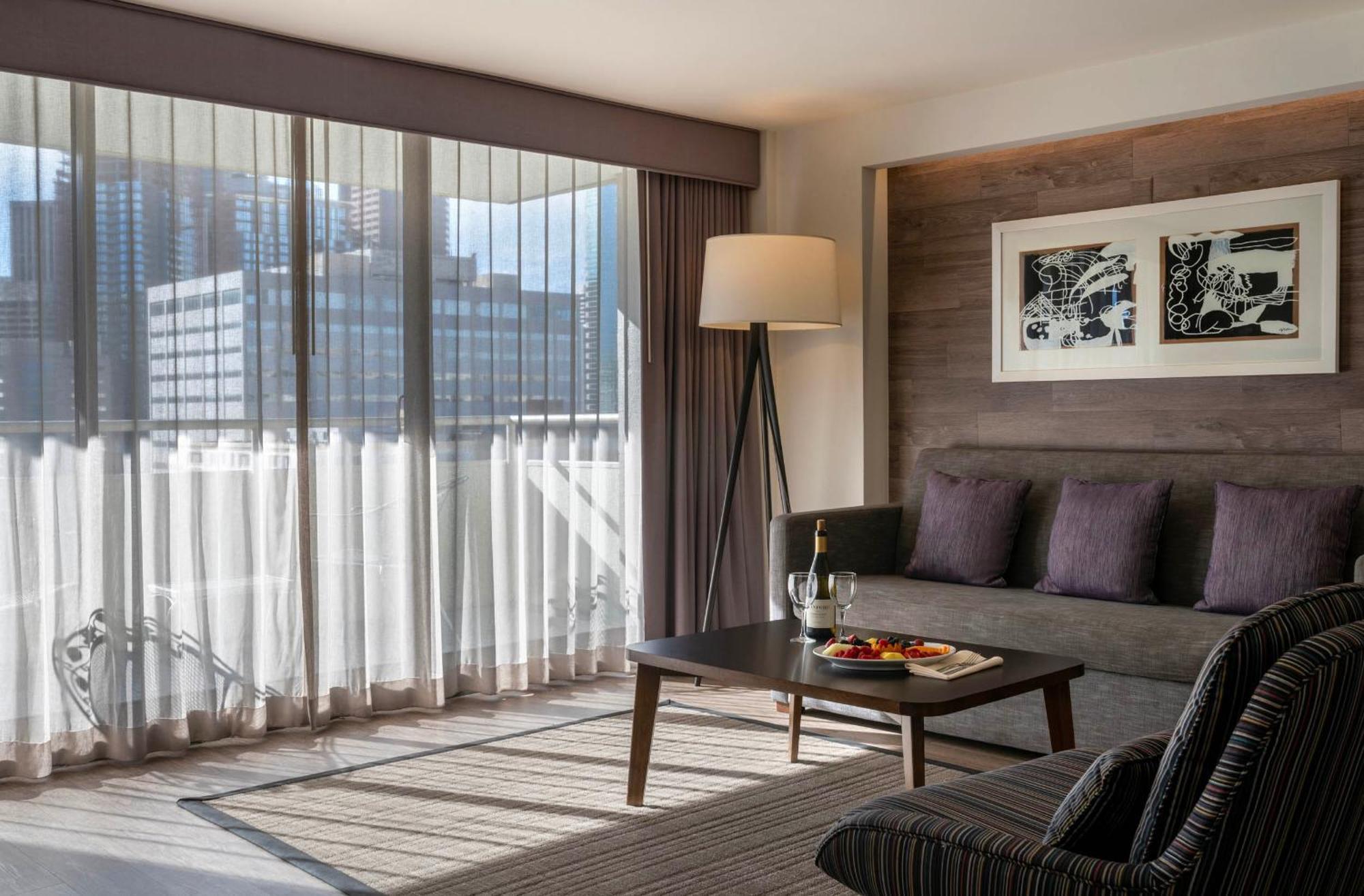 Premier Queen Suite Balcony