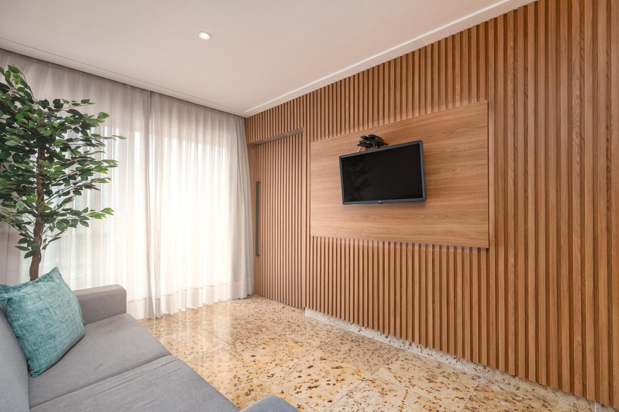 Deluxe Double or Twin Room Balcony