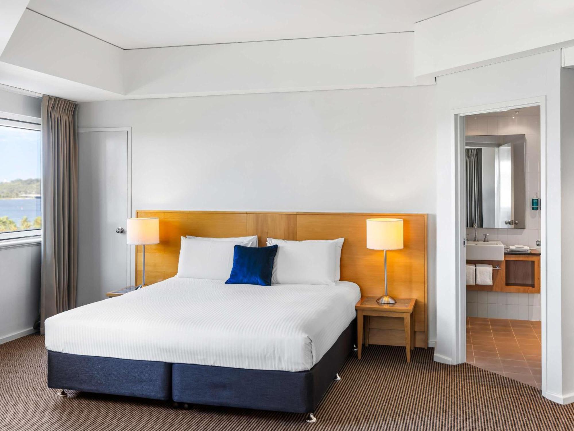 Junior King Suite