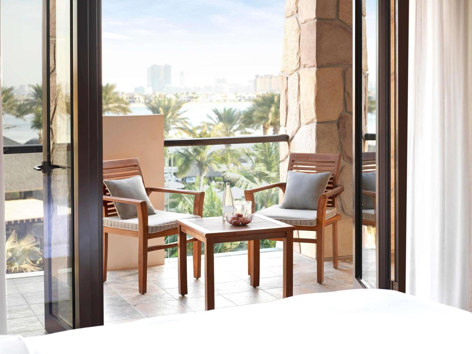 Prestige King Suite Sofa Bed Sea View Club Access,1770928743:JPEG