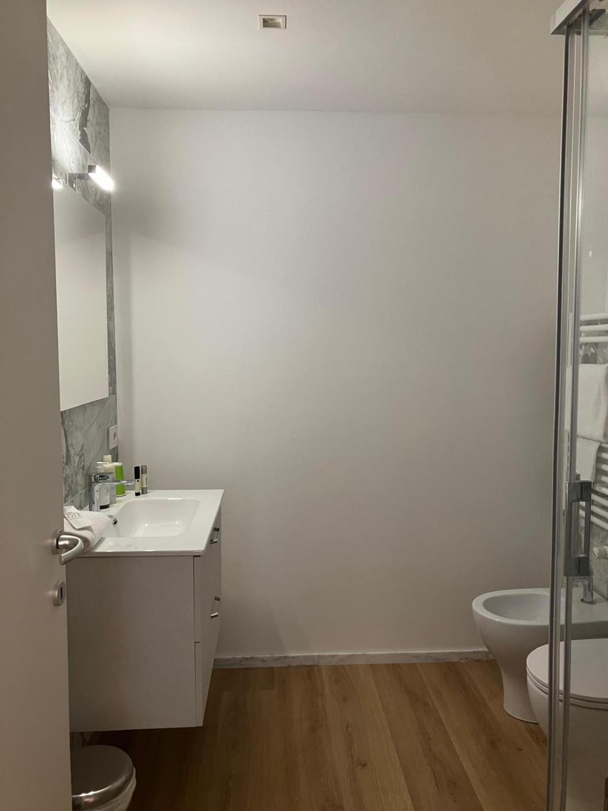 Two-Room Apartment,1770962986:JPEG
