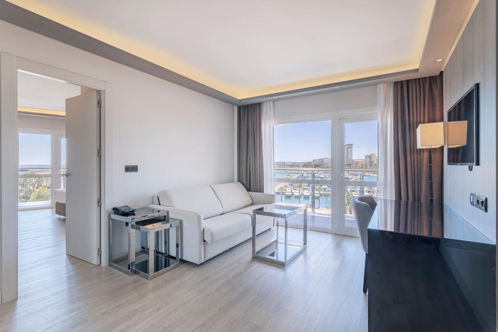 Executive Junior Suite,1771498329:JPEG