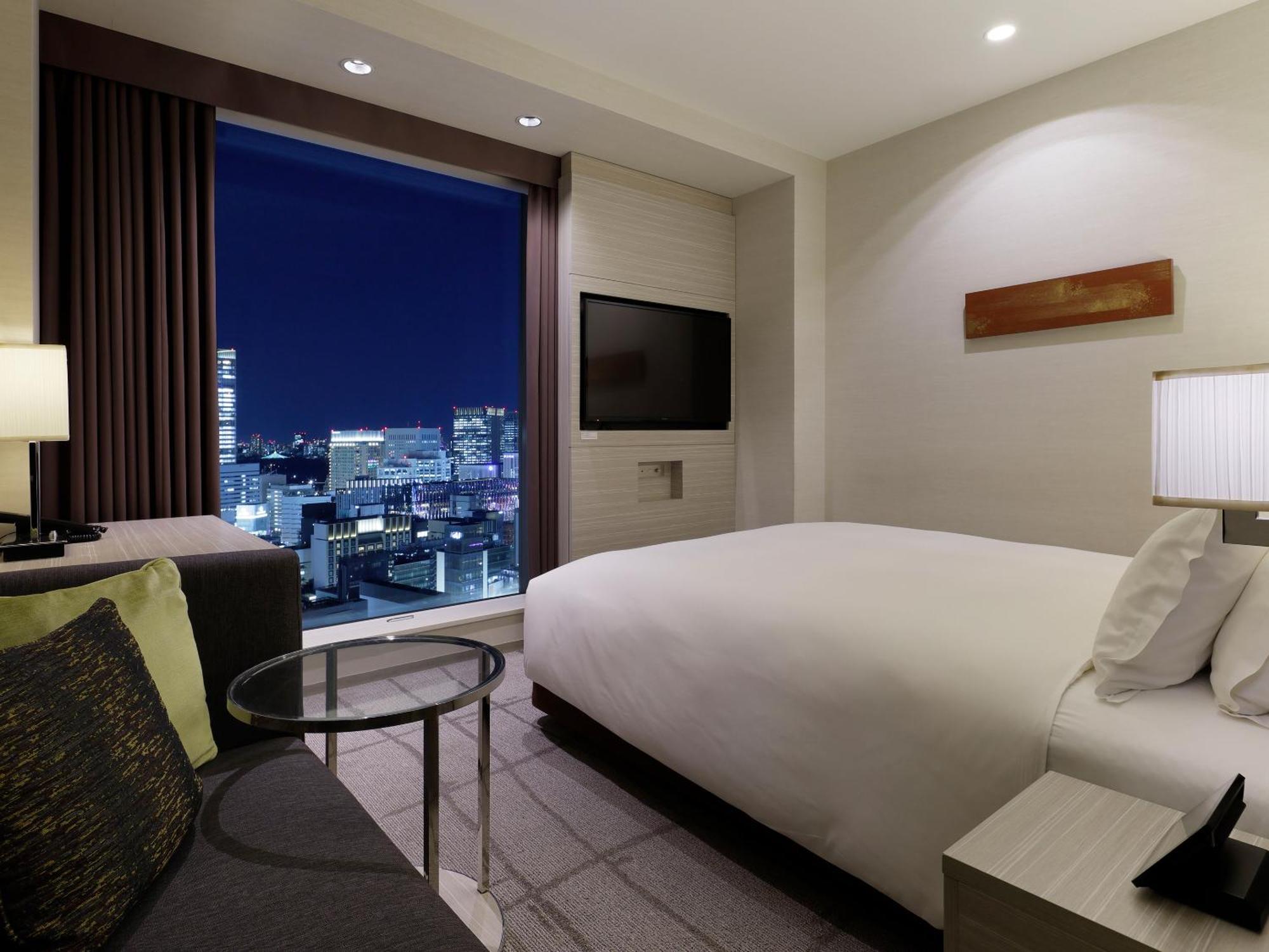 Superior Queen Room with Tokyo Tower View from Bath - Smoking