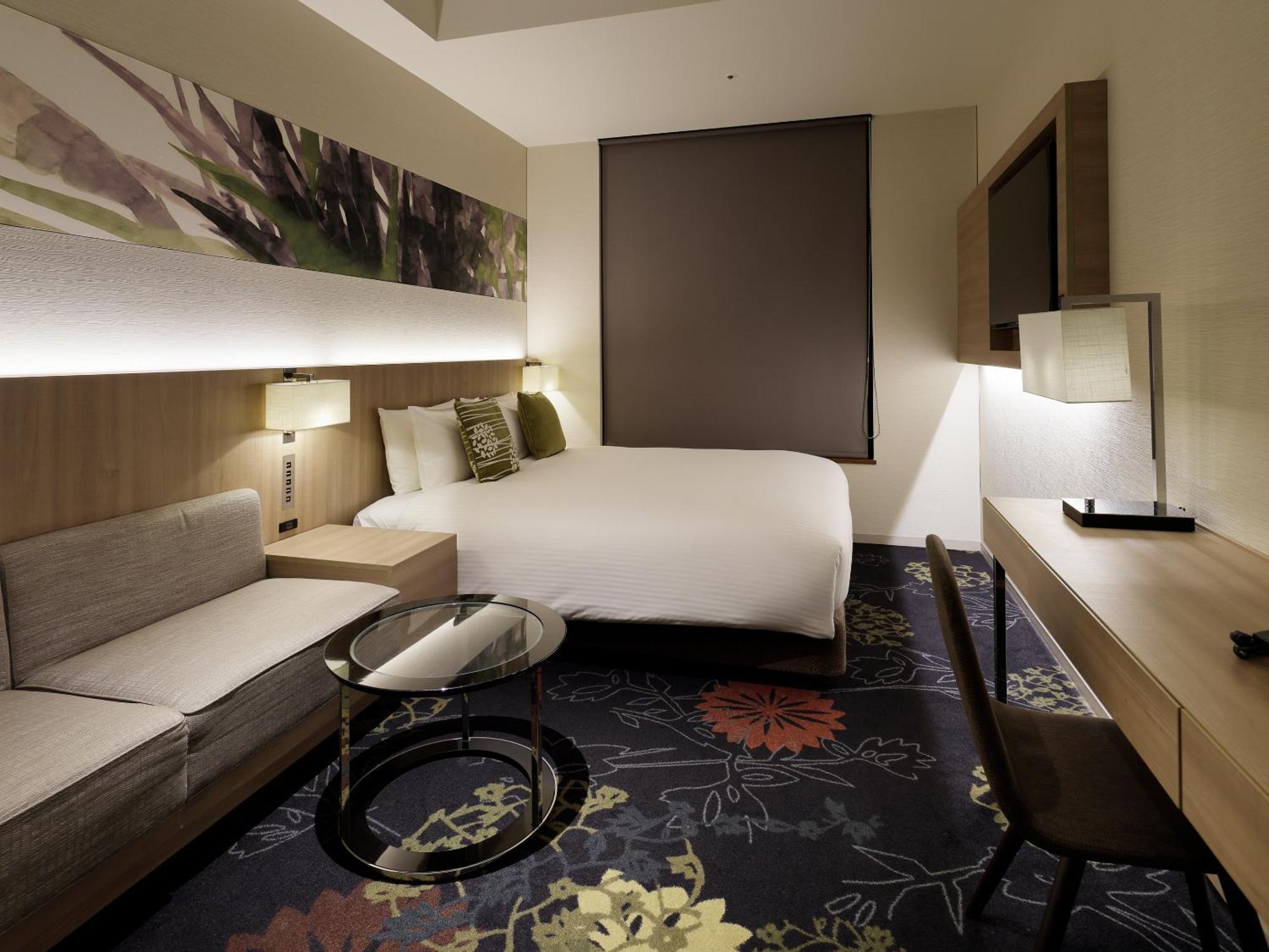 Standard Queen Room with Shower