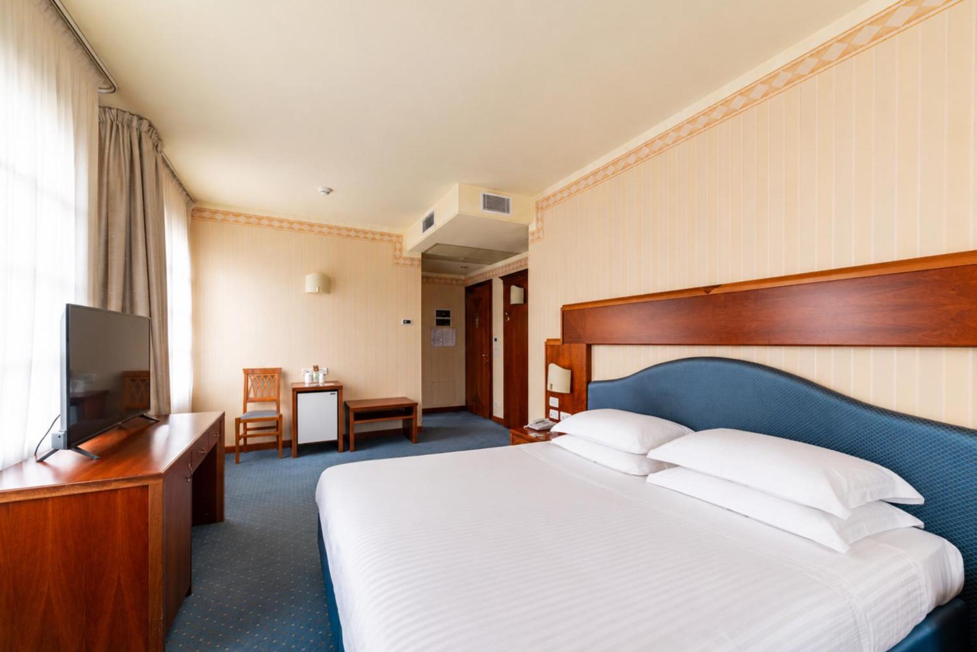 Standard Double Room,1771707651:JPEG
