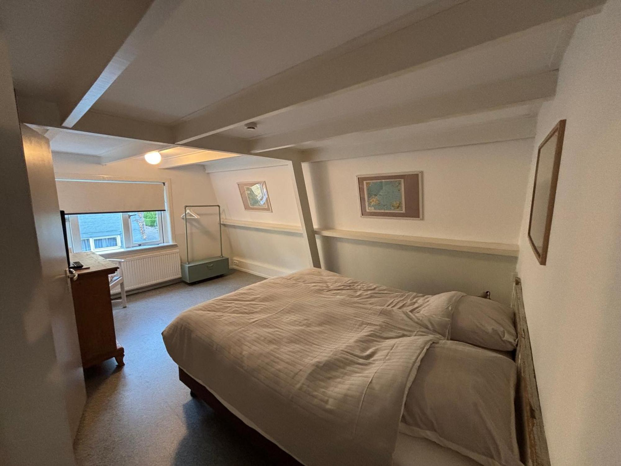 Large Double or Twin Room