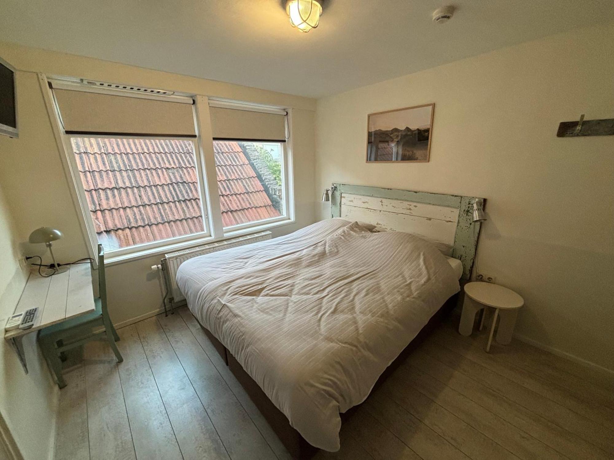 Double Room Bath Airconditioning