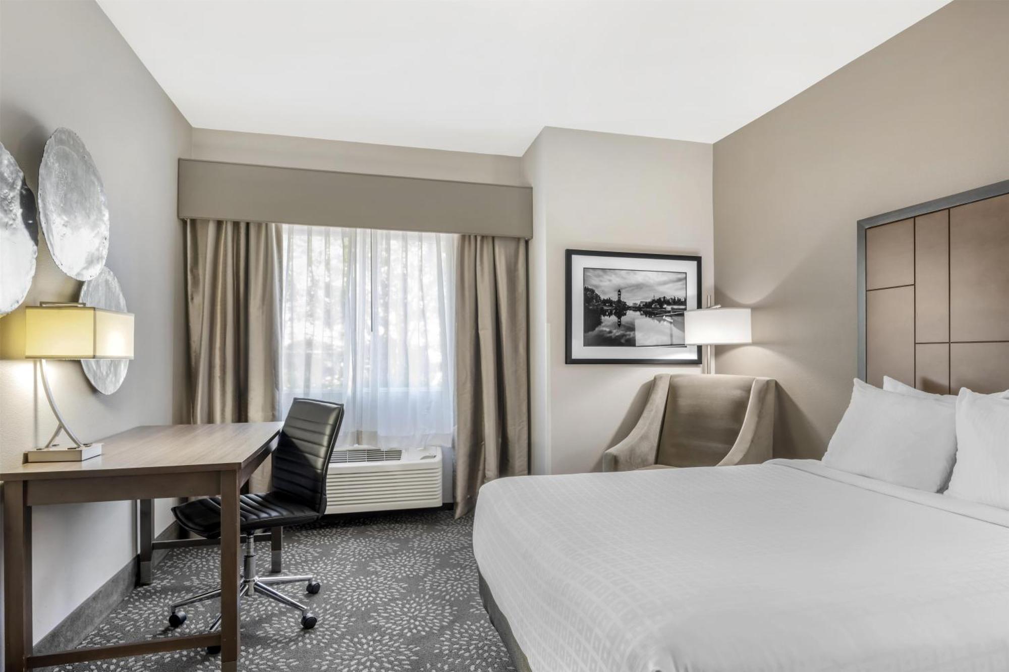 Queen Room Two Queen Beds Disability Access