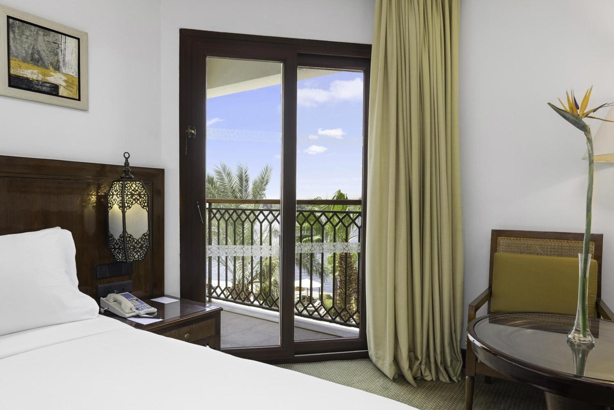 One-Bedroom Guest Twin Room with River View