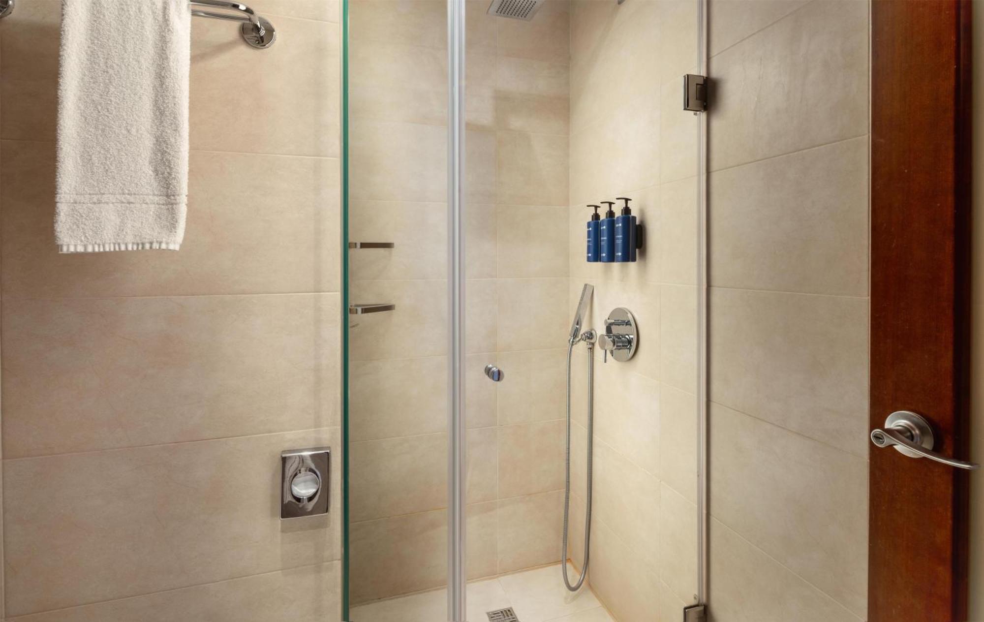 Habitación Familiar con balcón