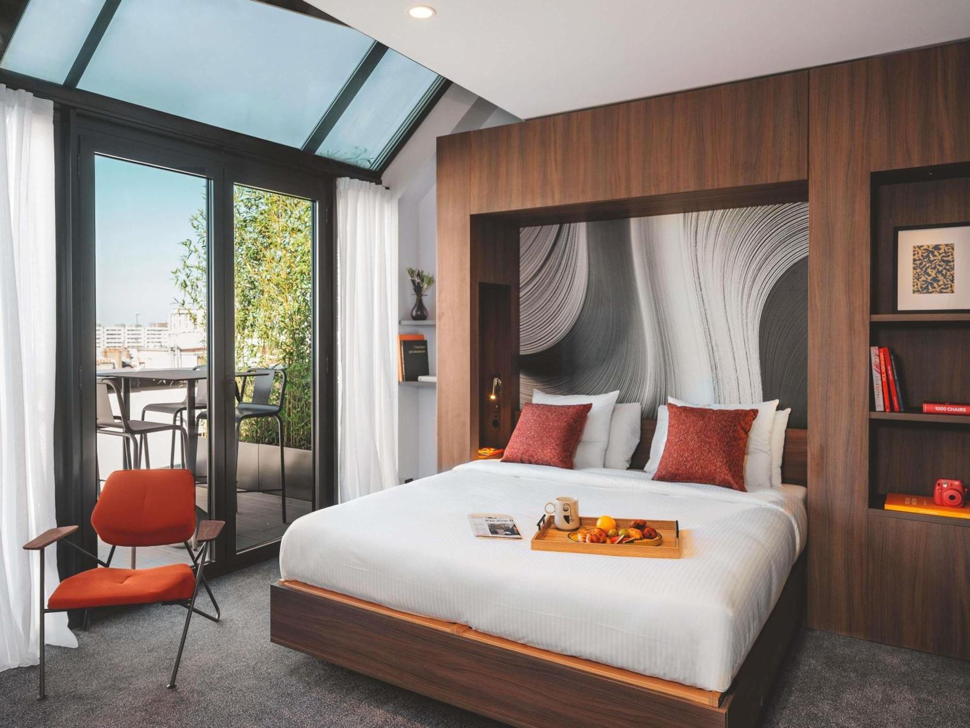 Superior Suite met Tweepersoonsbed - Uitzicht op de Eiffeltoren