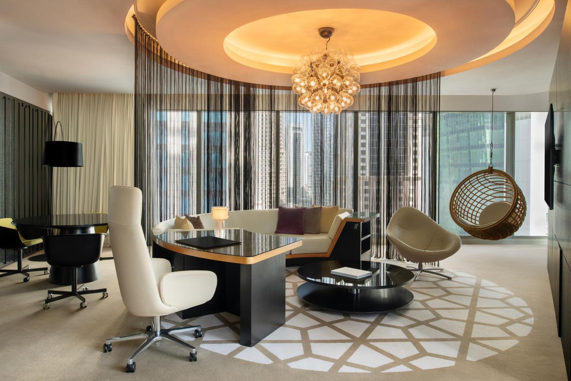 W Suite – King Size City View Beach Access