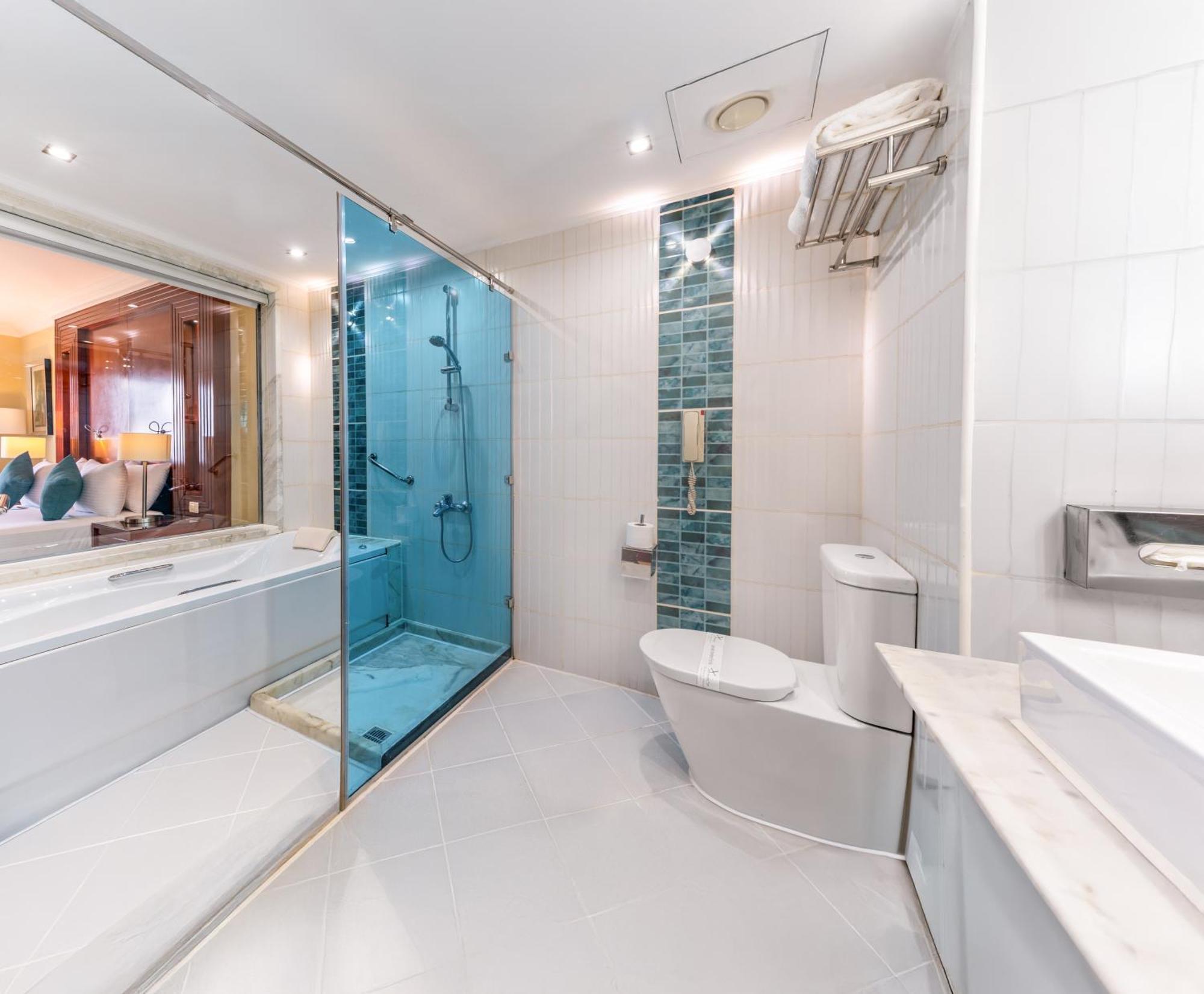 Deluxe Sea View Room