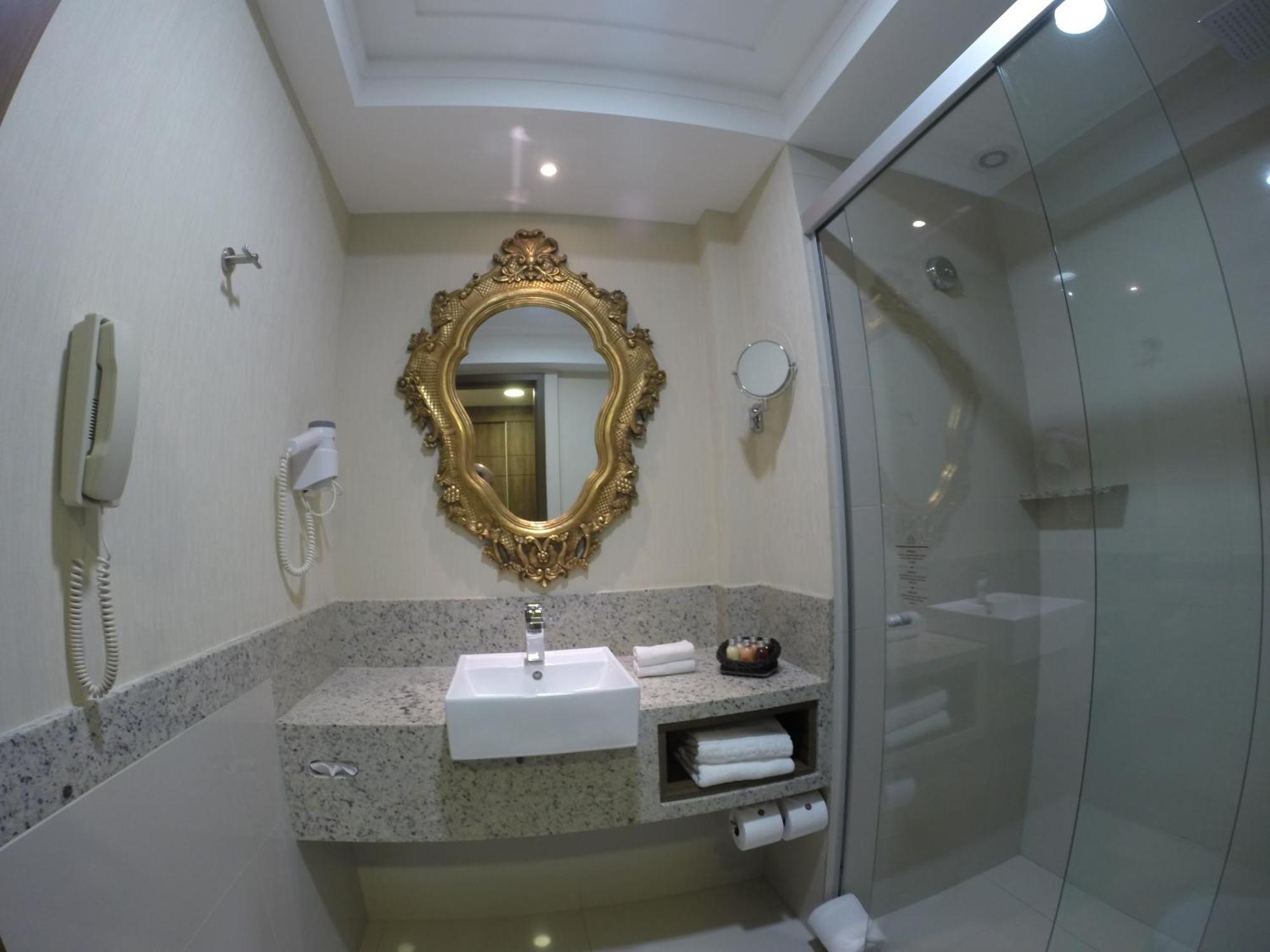 Luxury Room with Side Sea View