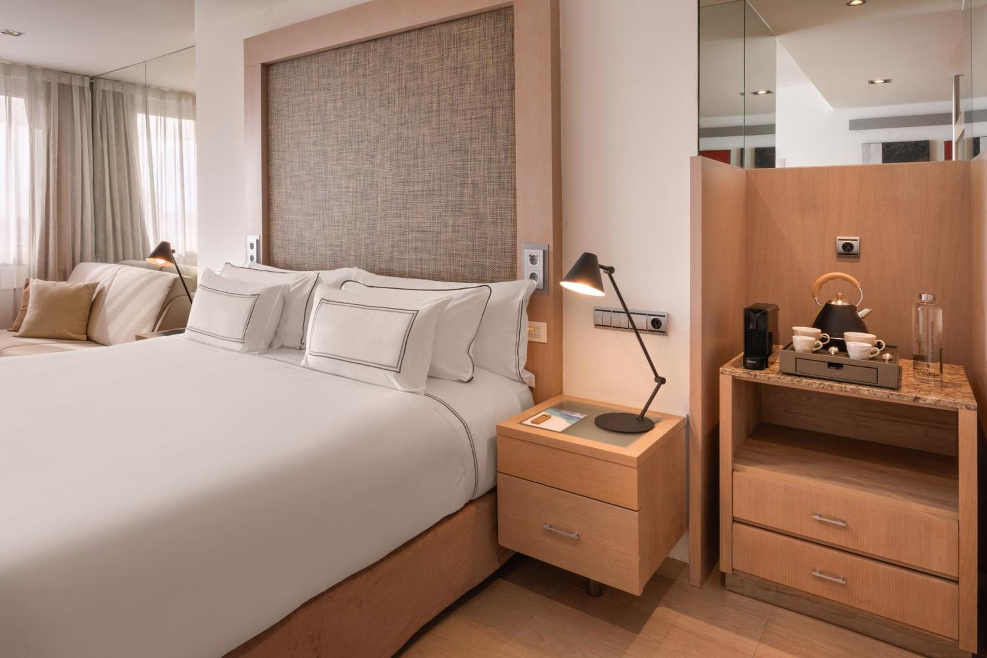The Level Grand Premium Double Room,1774429131:JPEG