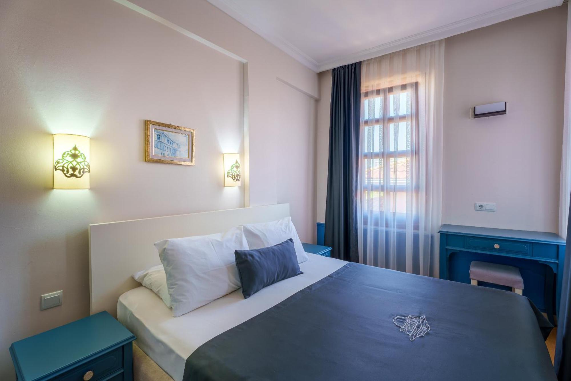 Standard Double Room,1774433533:JPEG